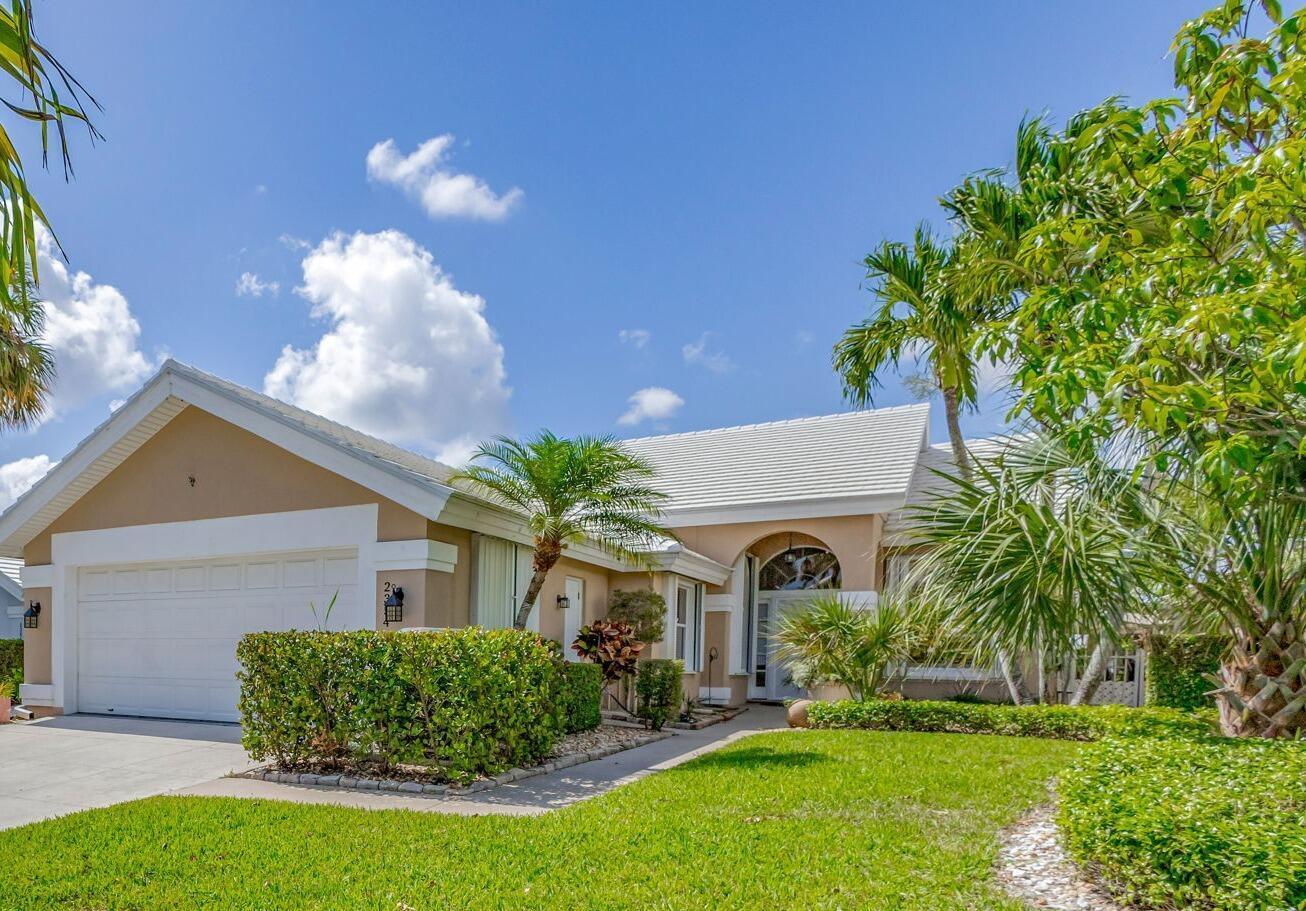 2354 Saratoga Bay Drive Property Photo 1