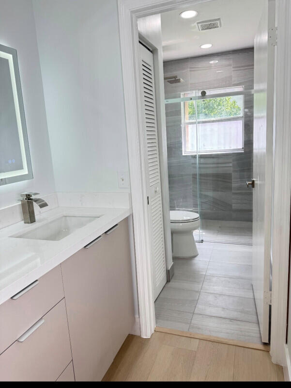 1306 Nw 125th Terrace Property Photo 6