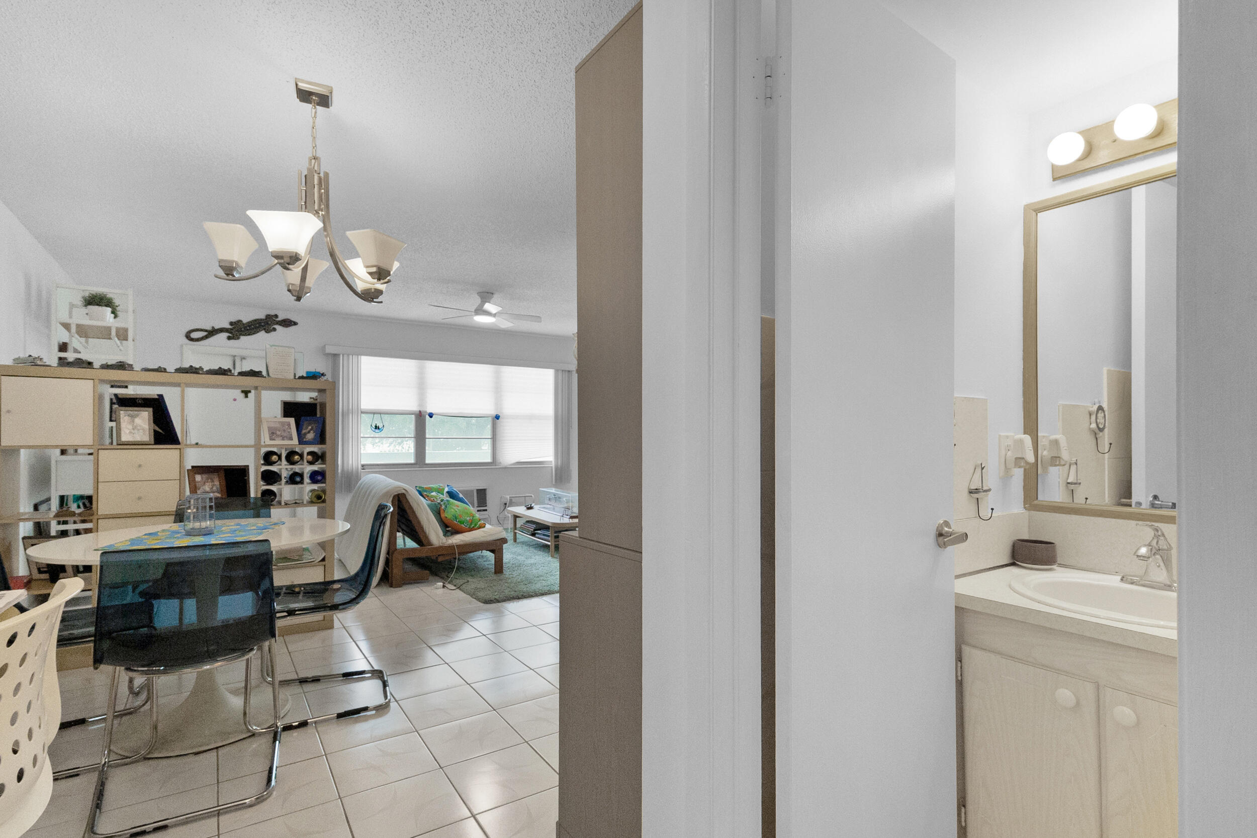 18 Prescott A Property Photo 15
