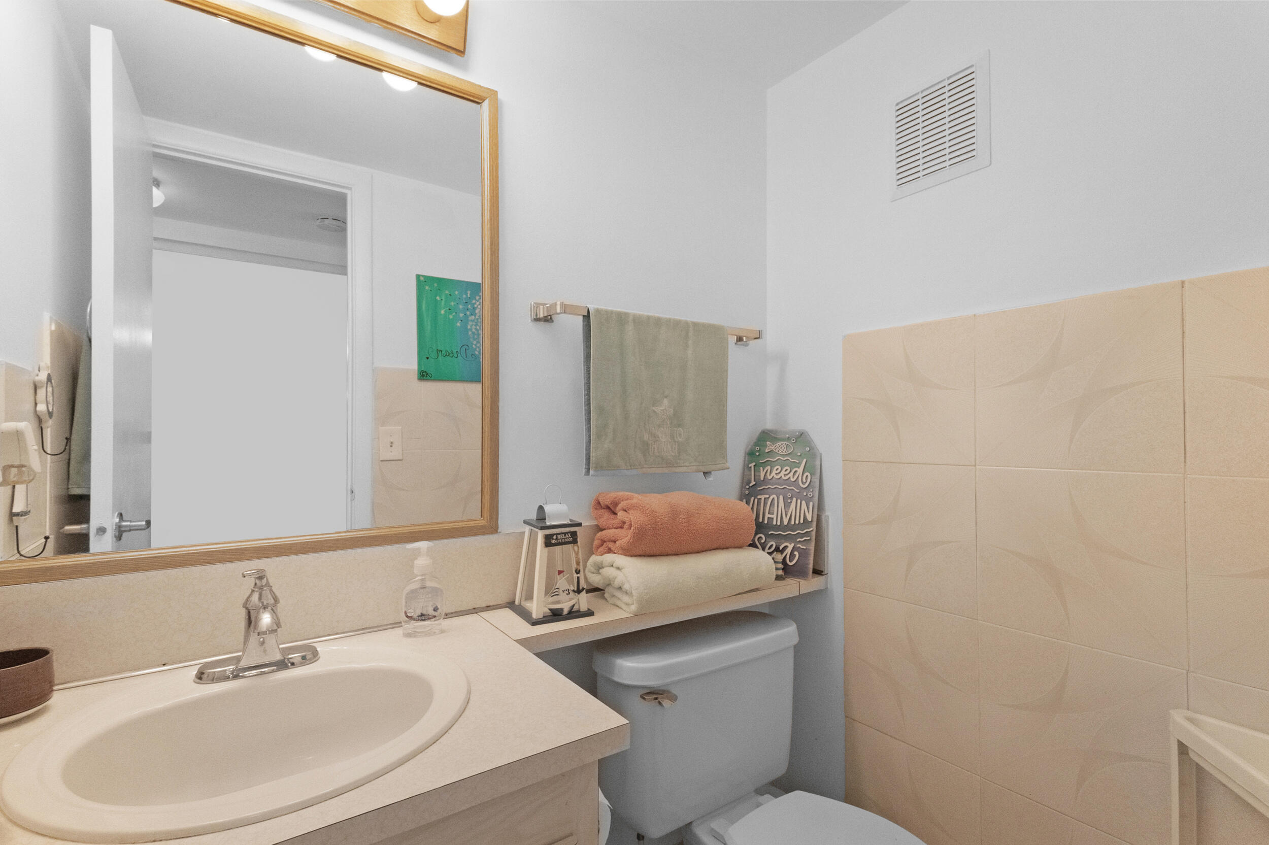 18 Prescott A Property Photo 17