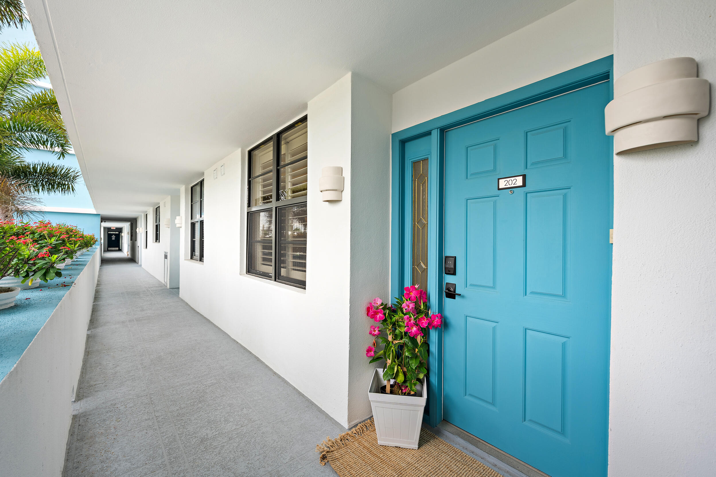 900 Ocean Drive 202 Property Photo 9