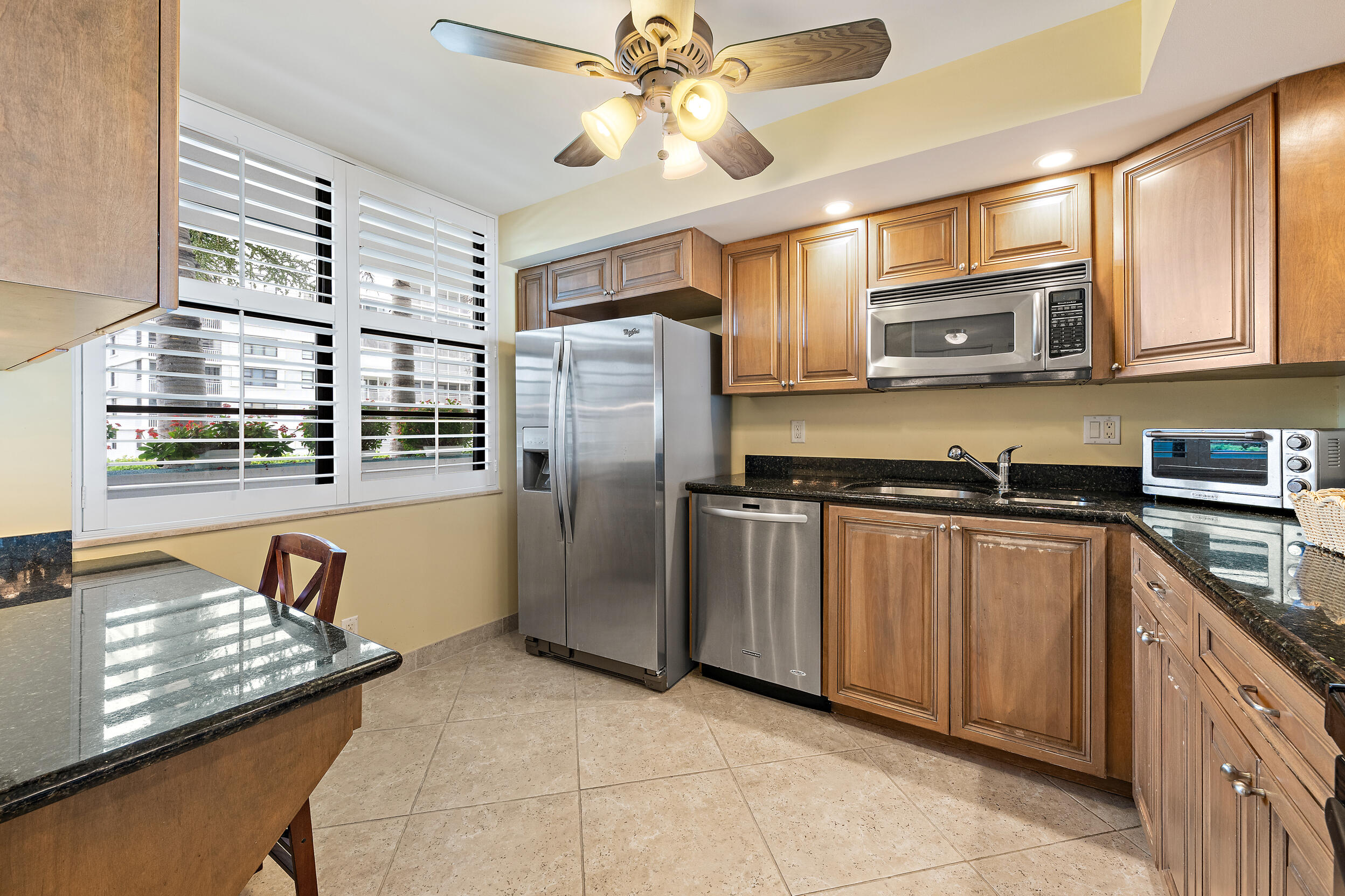 900 Ocean Drive 202 Property Photo 11