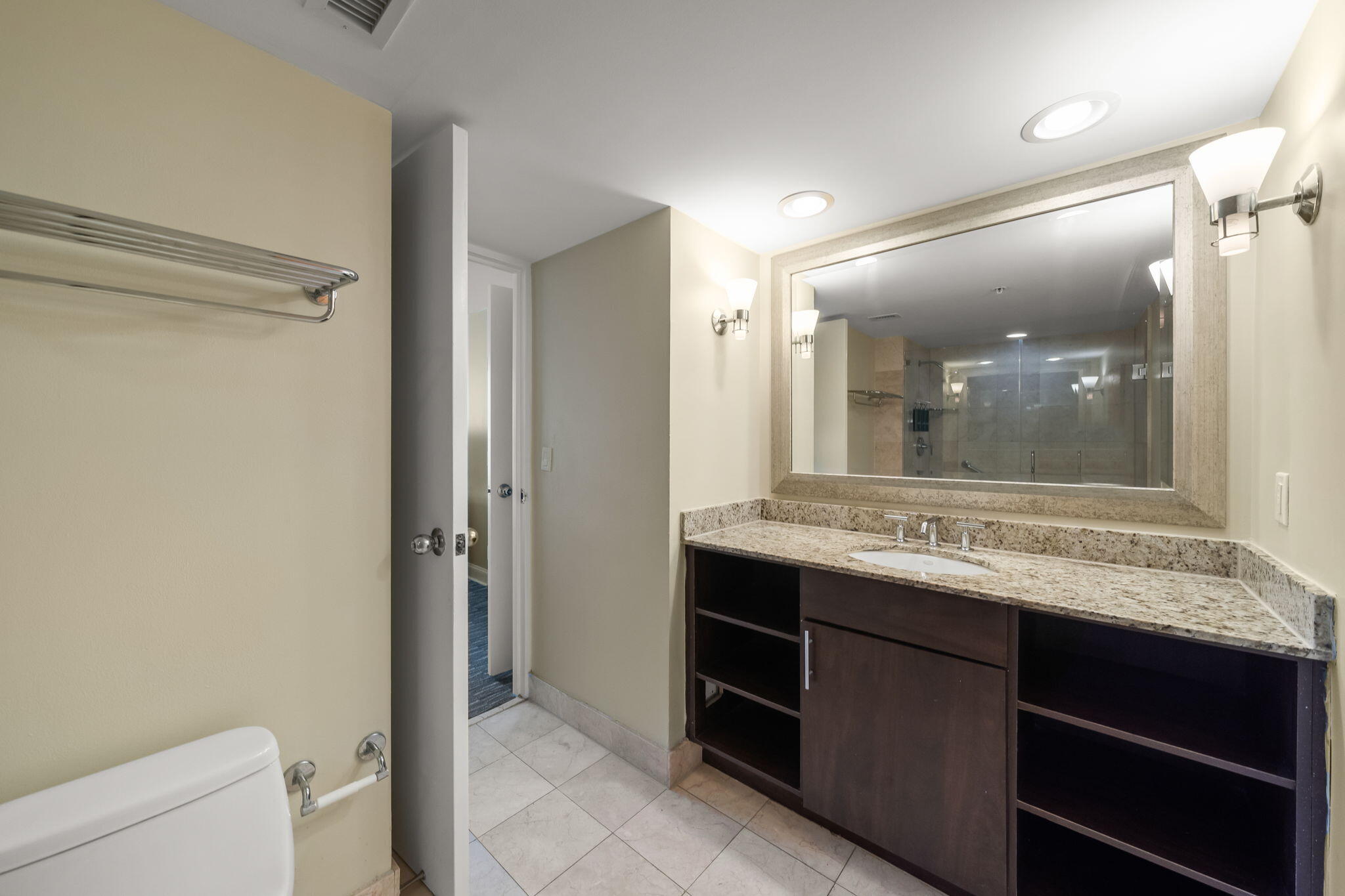 2670 E Sunrise Boulevard 1109 Property Photo 33