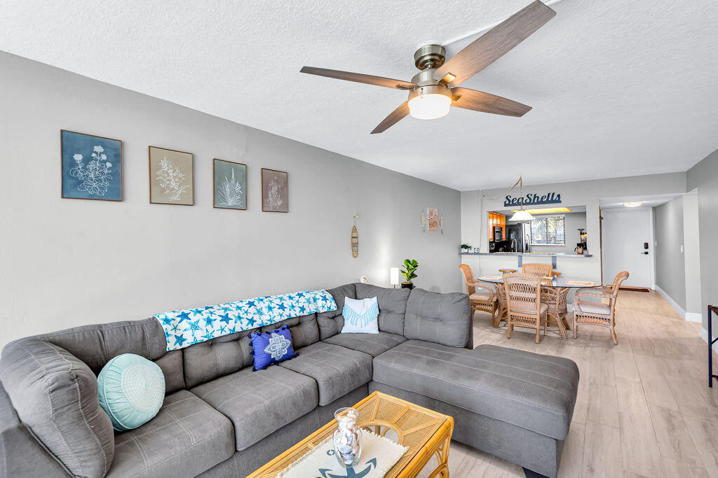 10102 S Ocean Drive 204a Property Photo 11