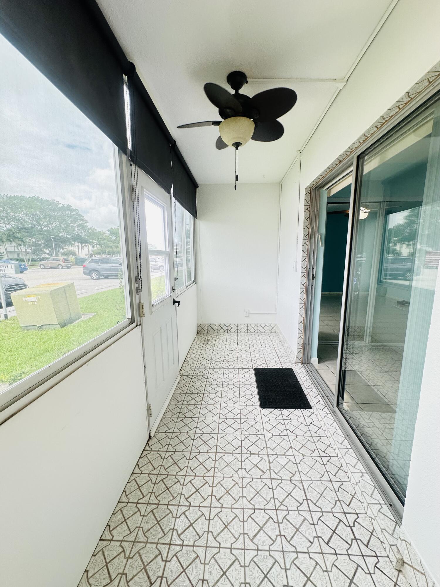 86 Markham E Property Photo 16