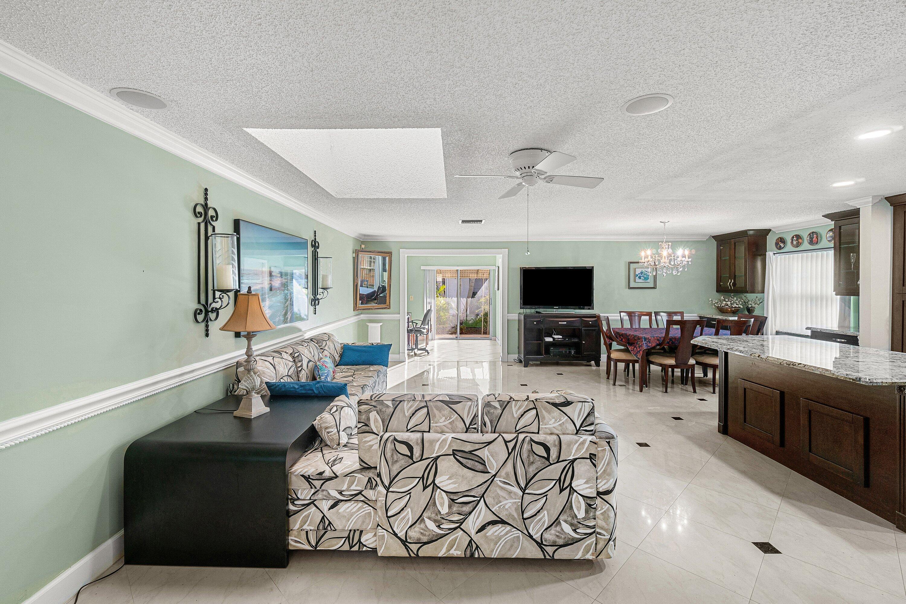 13297b Vía Vulcanus Property Photo 9