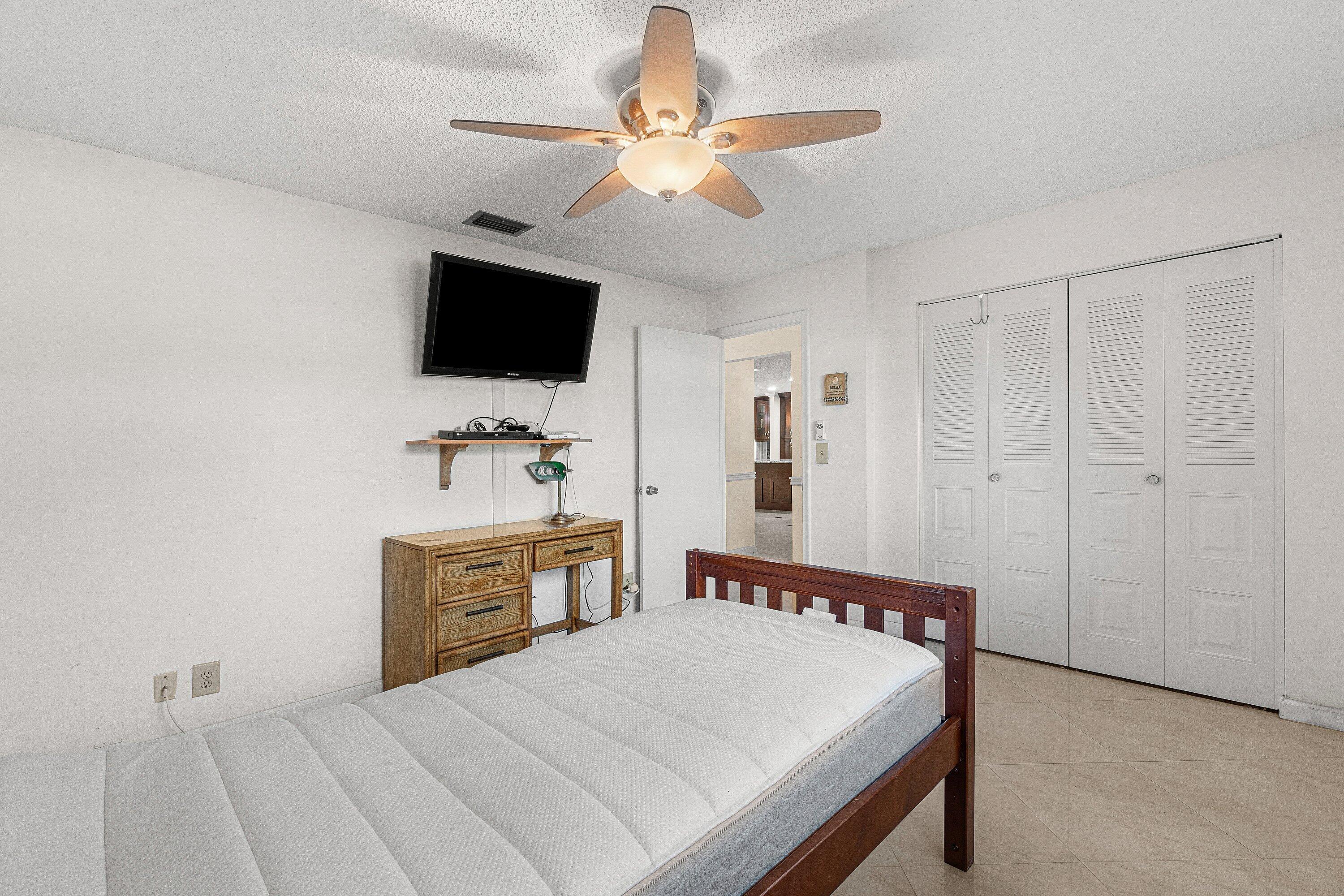 13297b Vía Vulcanus Property Photo 28