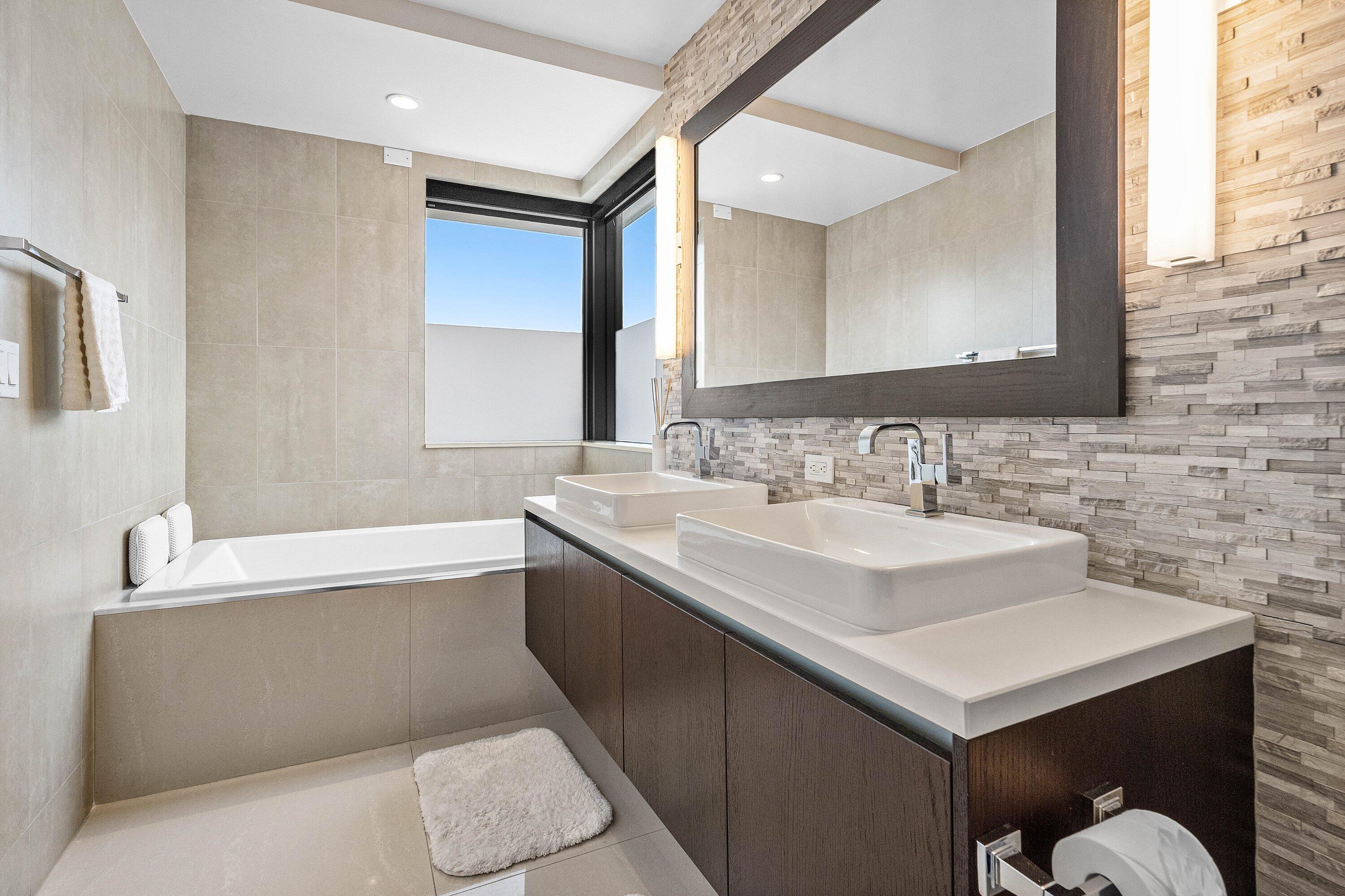 3030 N Ocean Boulevard S101 Property Photo 26