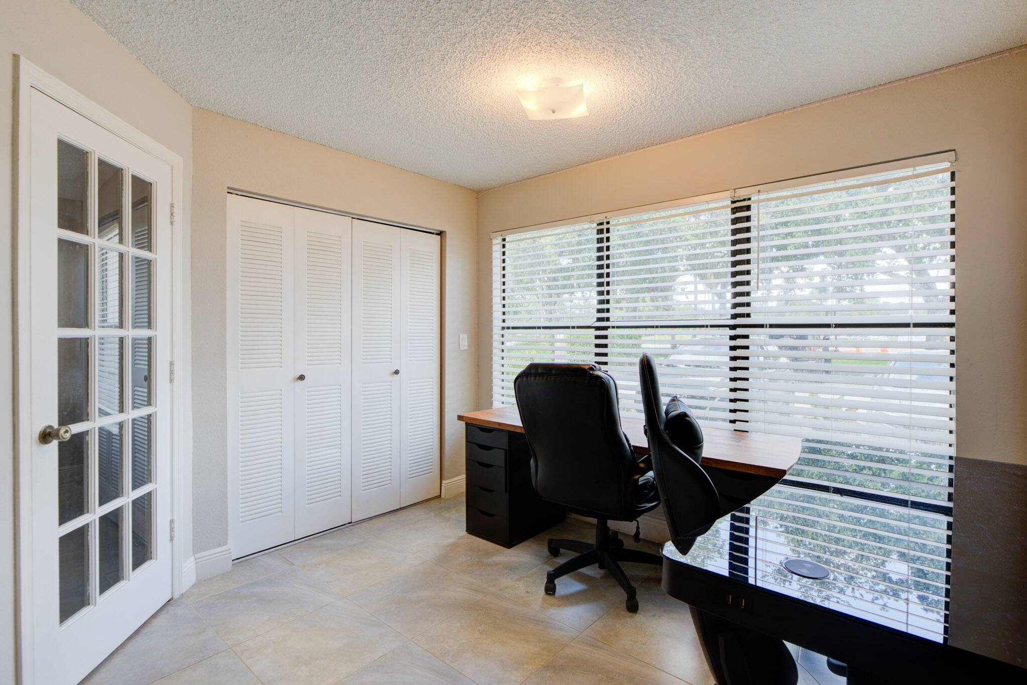 2900 S University Drive 9104 Property Photo 5