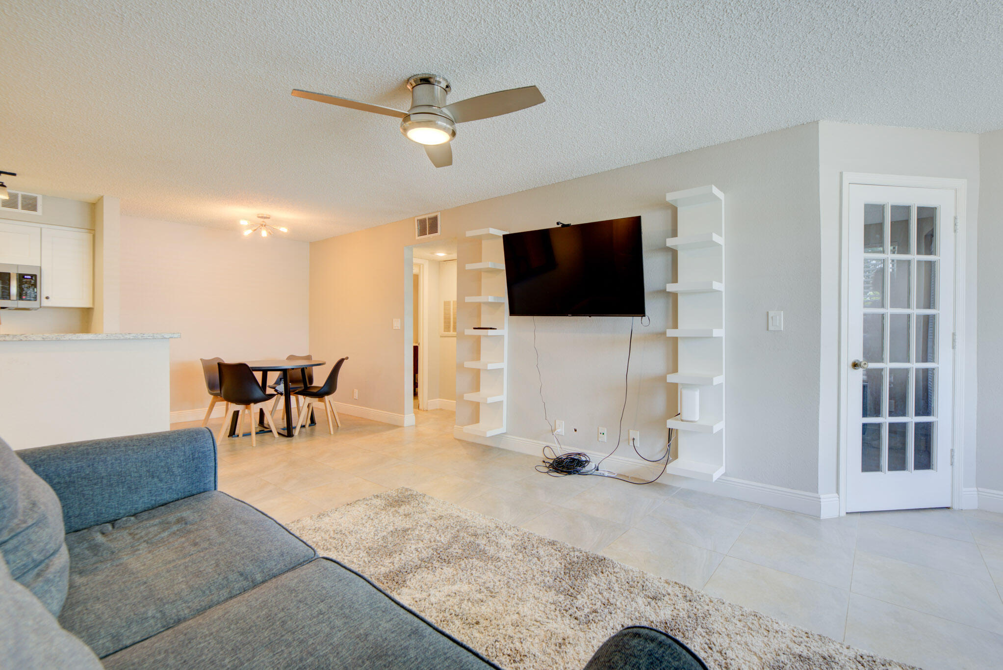 2900 S University Drive 9104 Property Photo 8