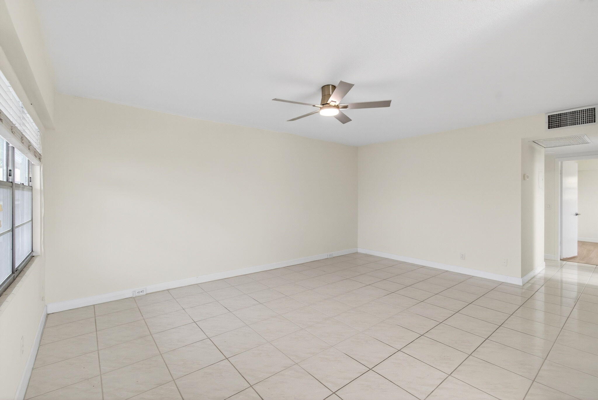 374 Brighton I 374 Property Photo 10