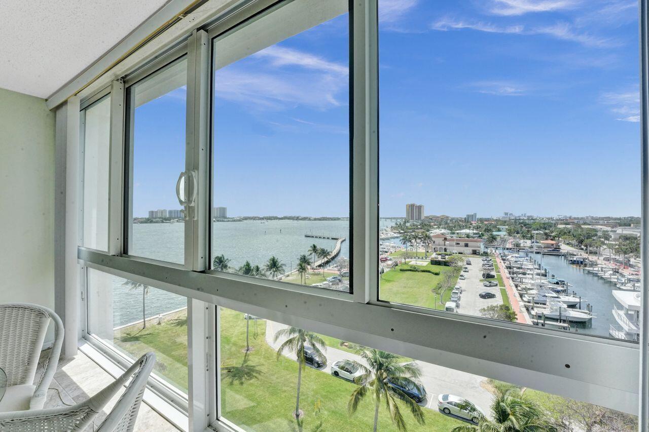 301 Lake Shore Drive 809 Property Photo 1