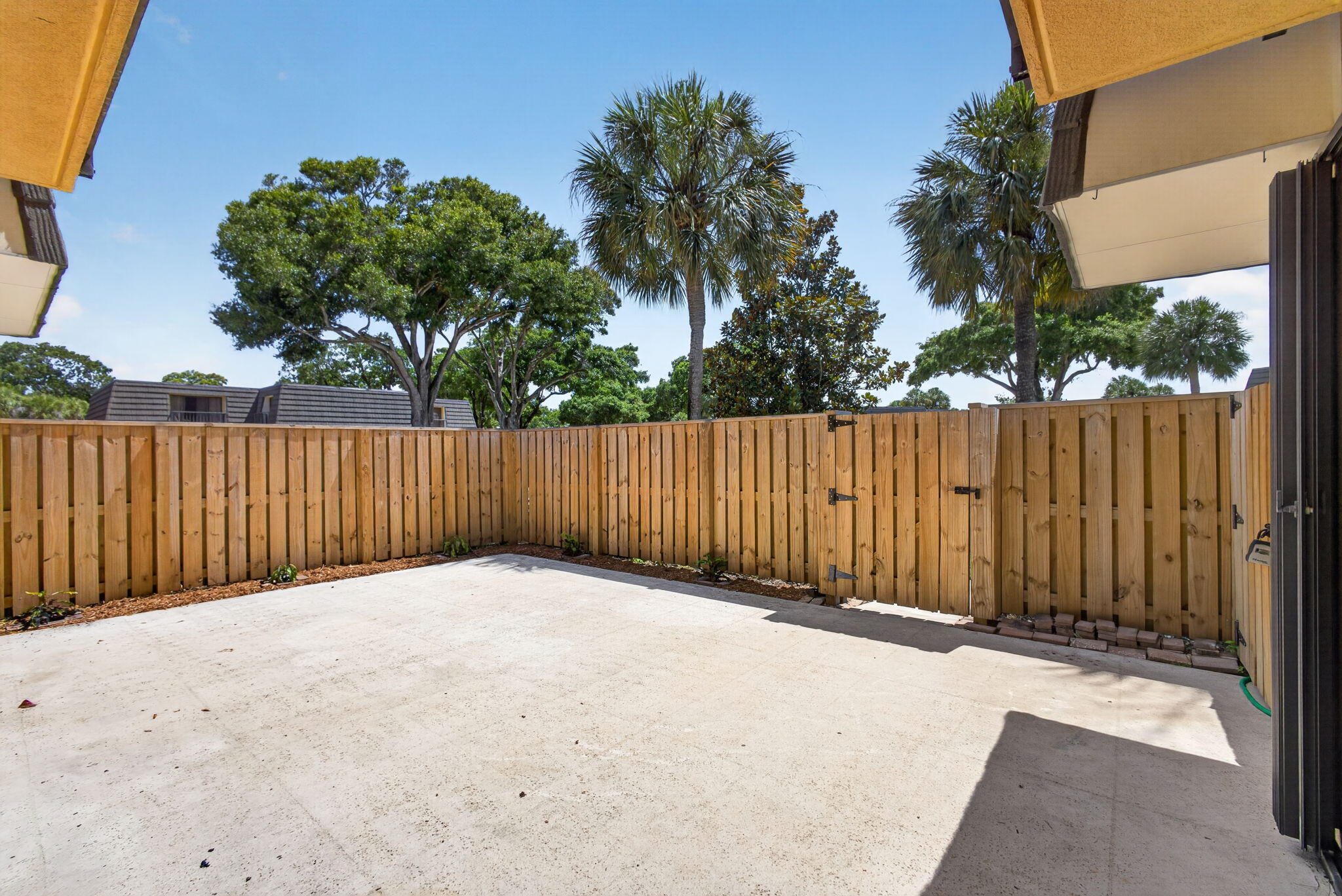 3501 35th Way Property Photo 4