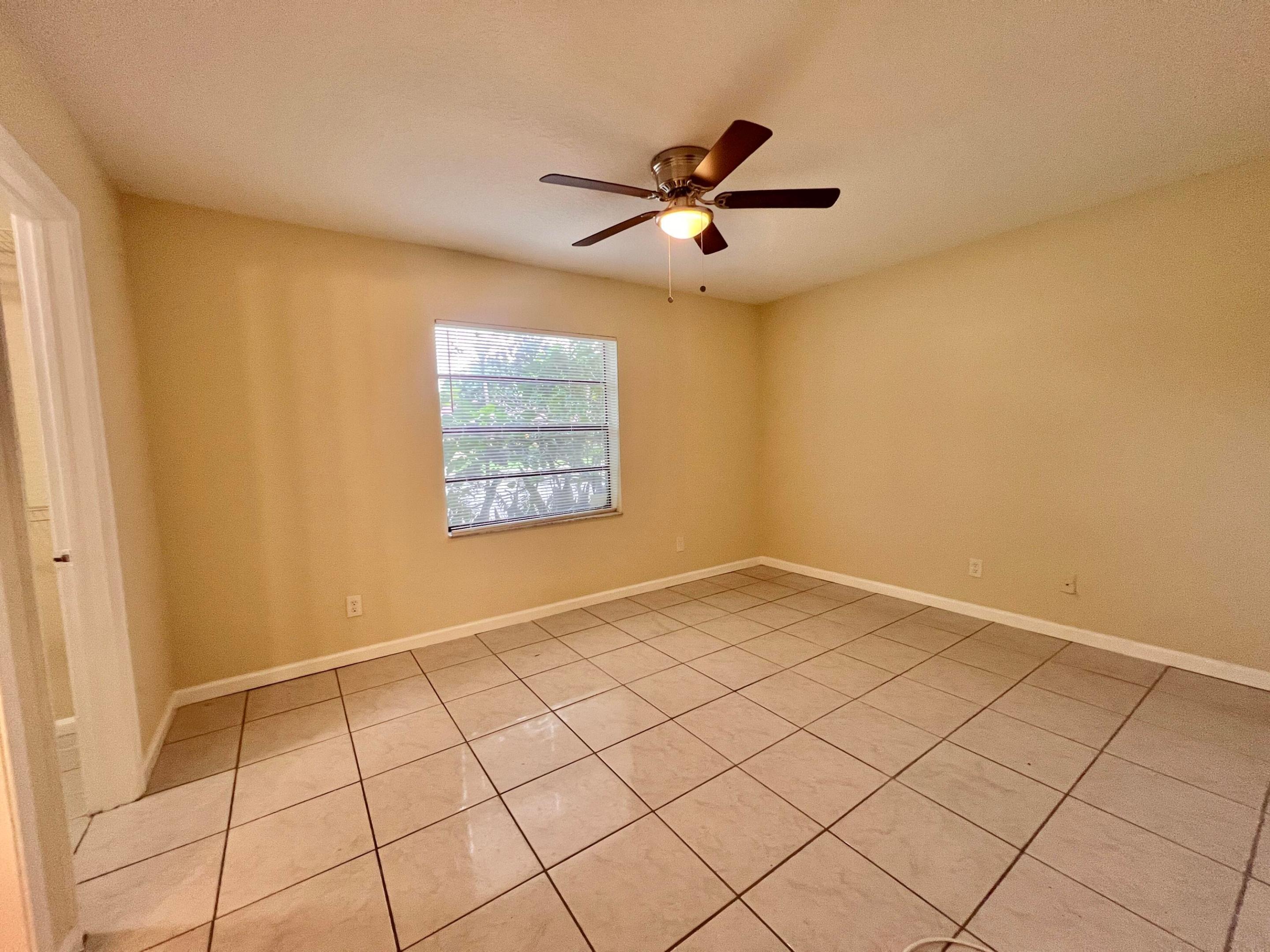 423 Glenwood Drive Property Photo 15