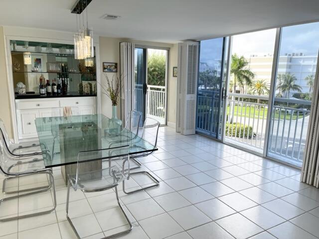 2780 S Ocean Boulevard 312 Property Photo 7