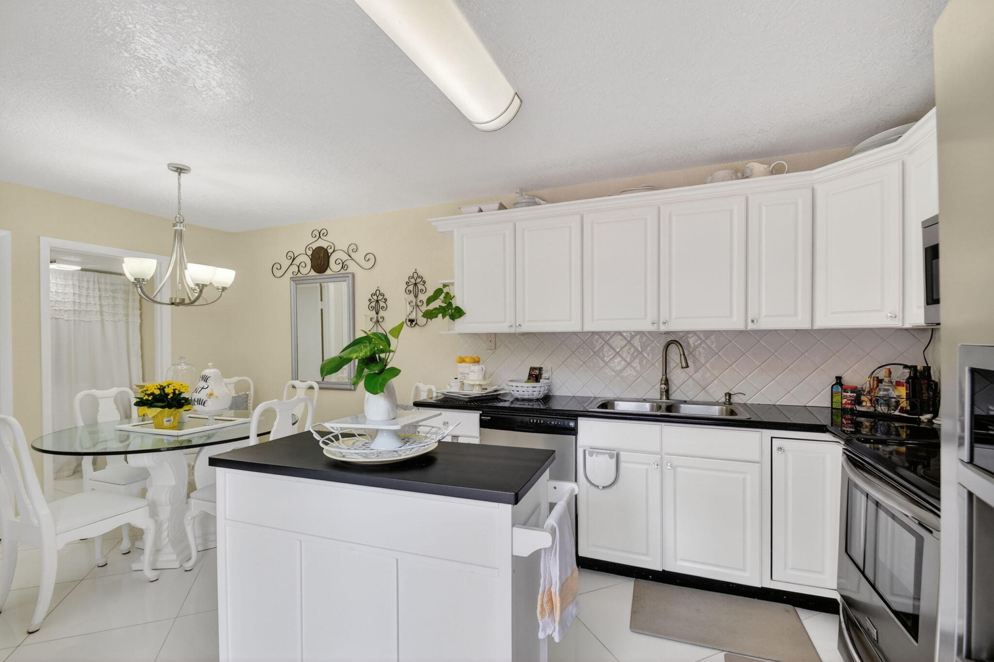 315 3rd Way Property Photo 14