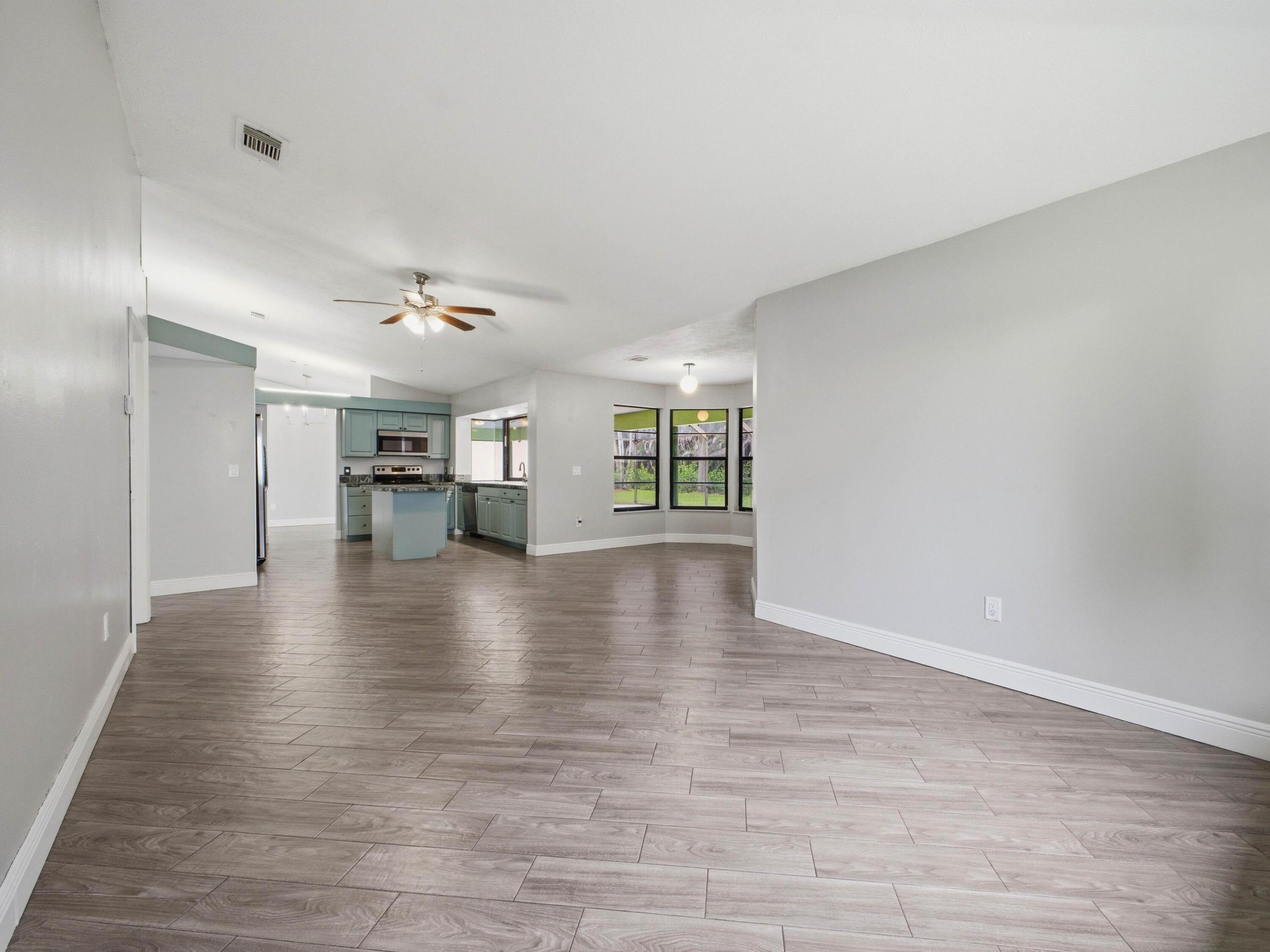 1298 Sw Cedar Cove Property Photo 19