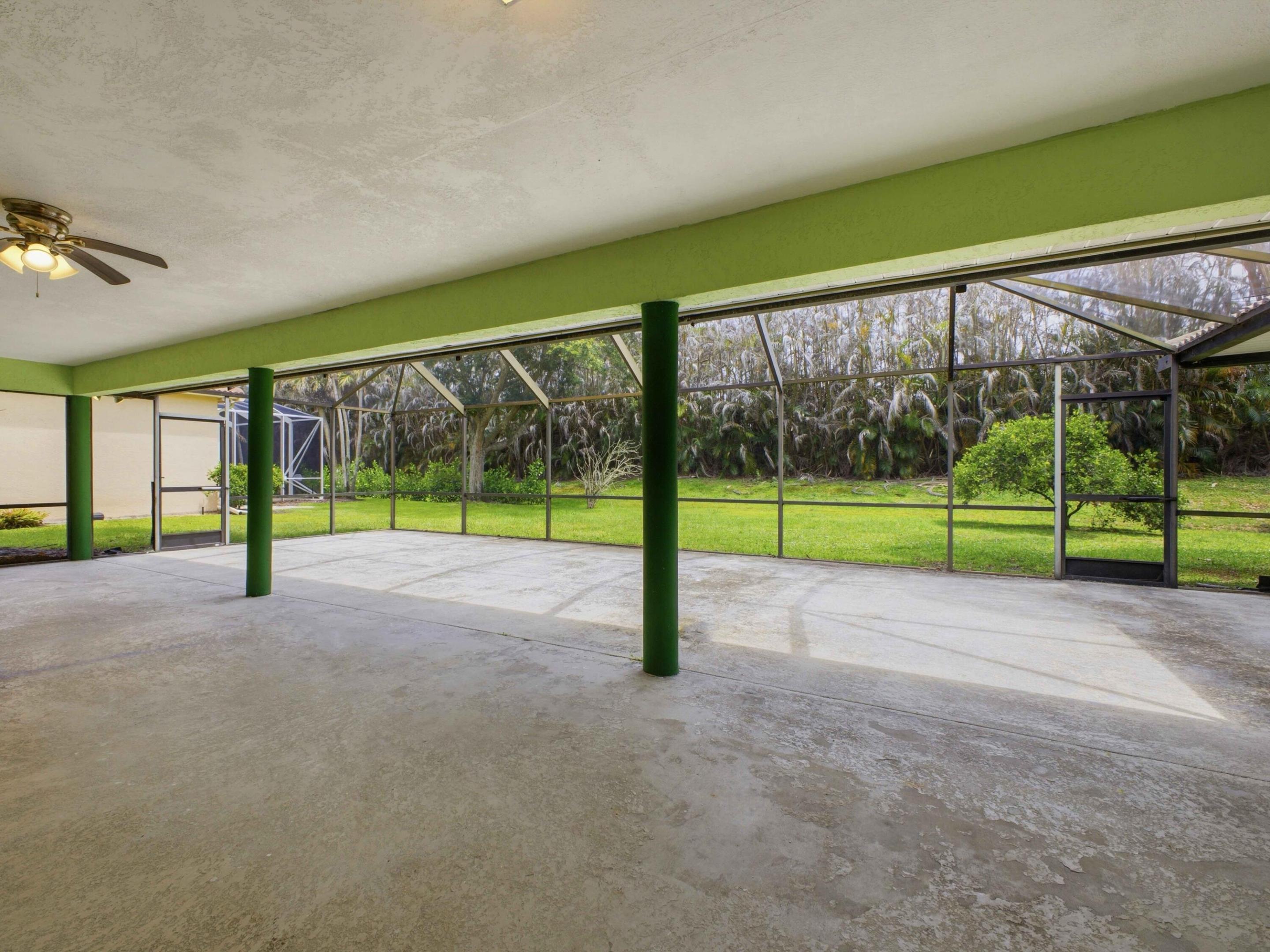 1298 Sw Cedar Cove Property Photo 34