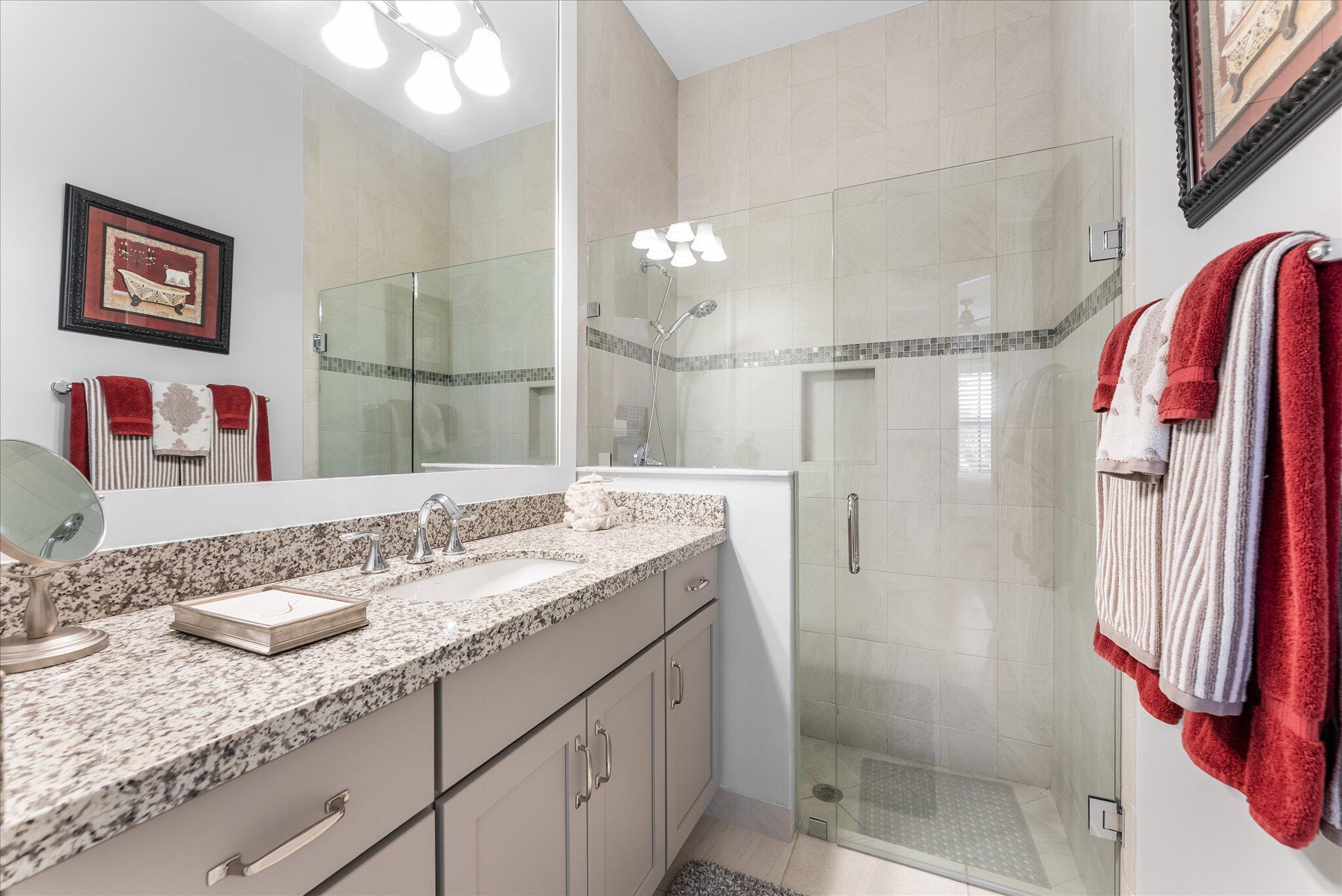 9505 Kalmar Circle W Property Photo 28