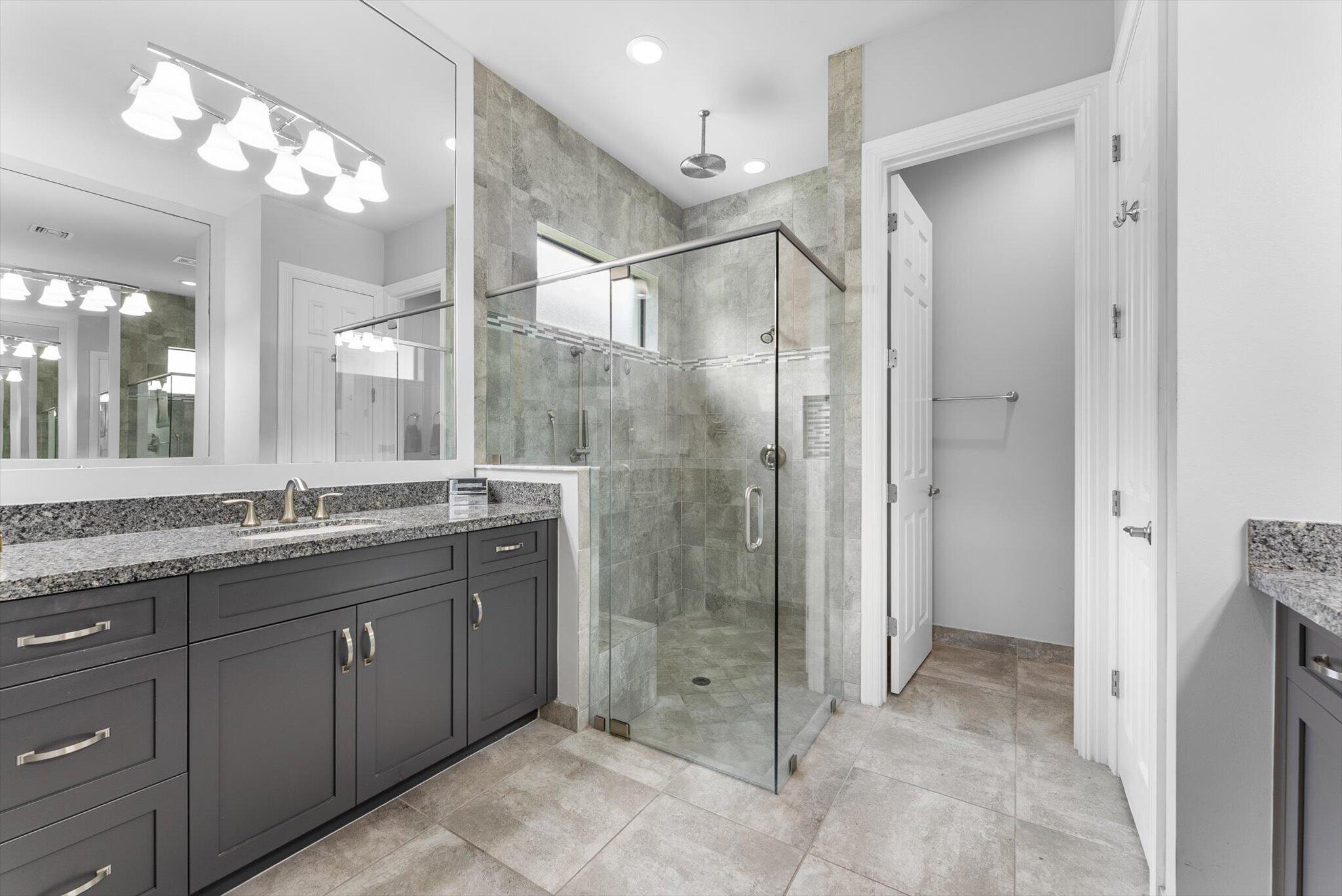 9505 Kalmar Circle W Property Photo 32