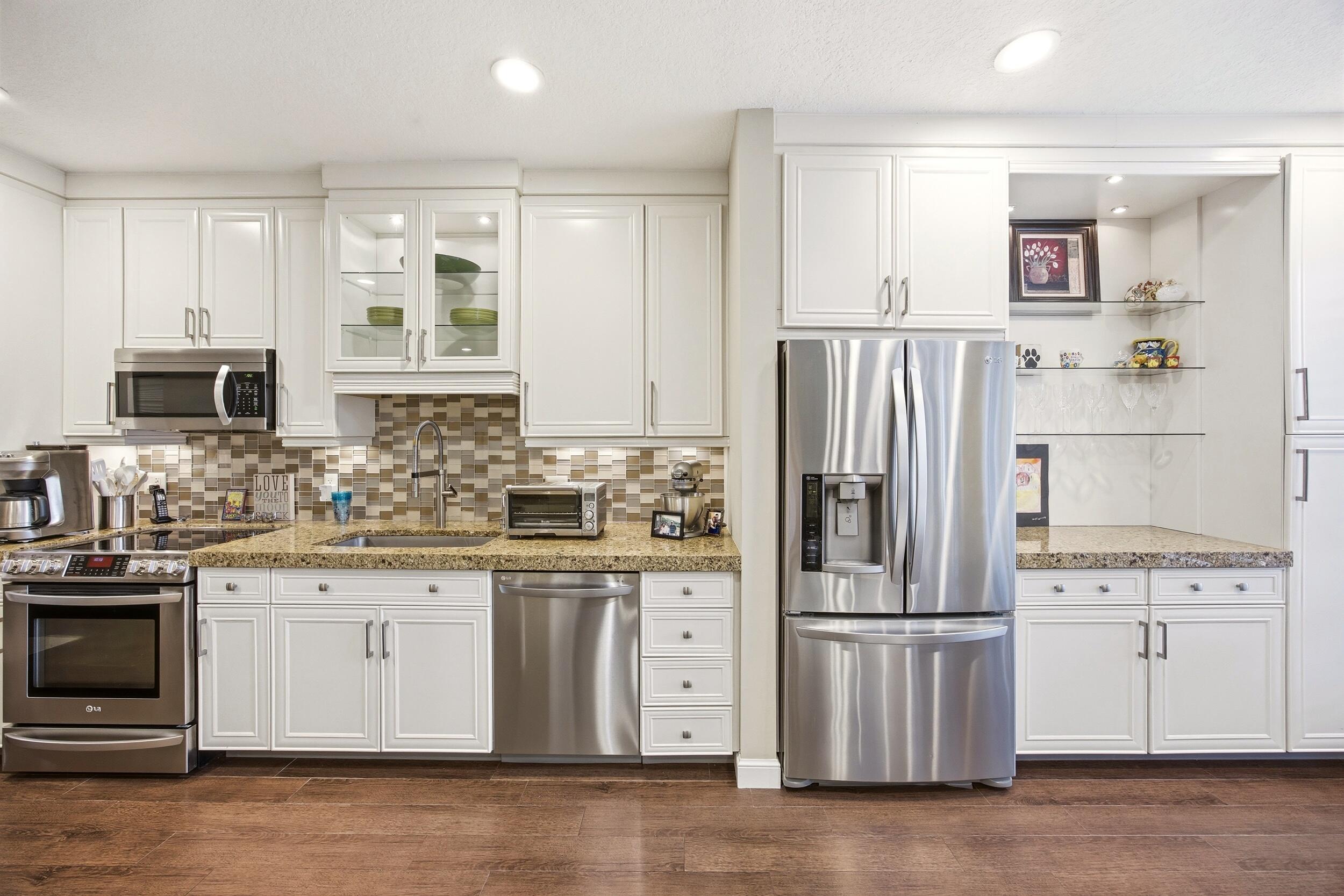 6738 Via Regina Property Photo 11