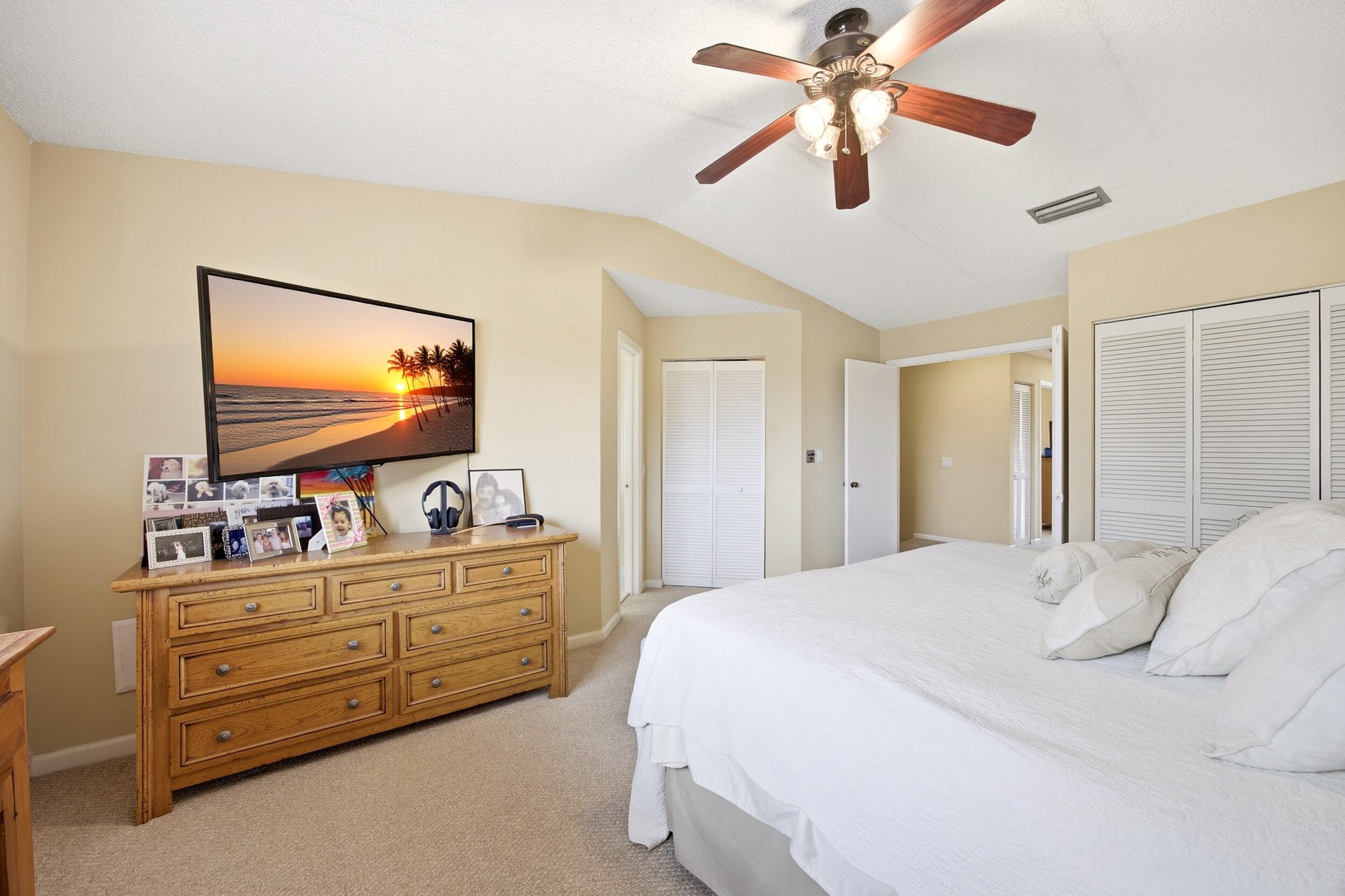 6738 Via Regina Property Photo 27