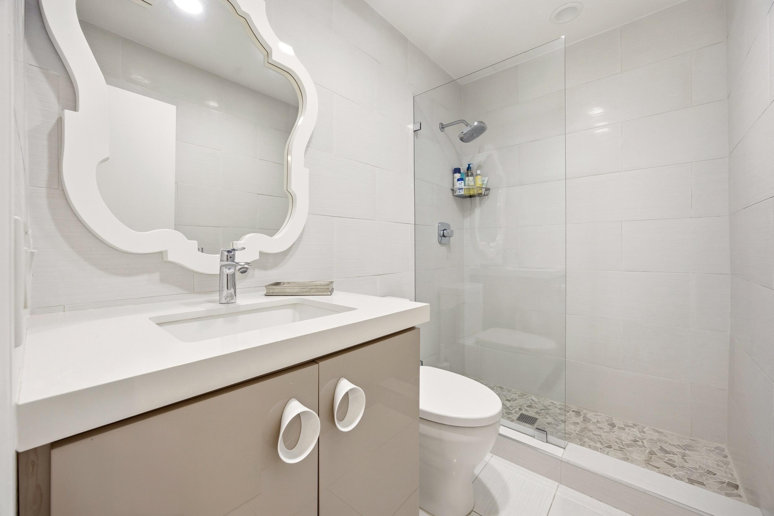 6738 Via Regina Property Photo 33