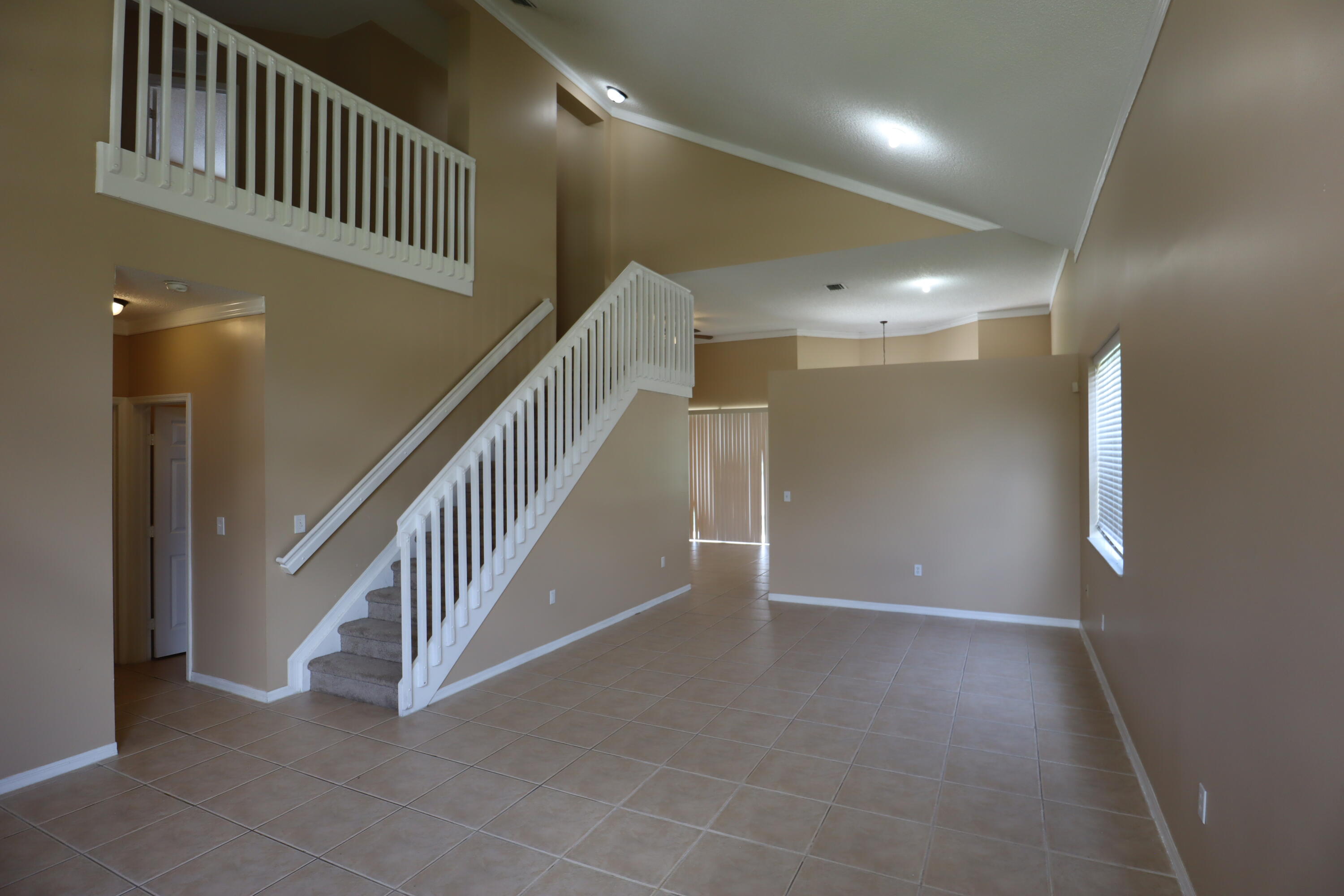 2202 Se 17th Avenue Property Photo 6