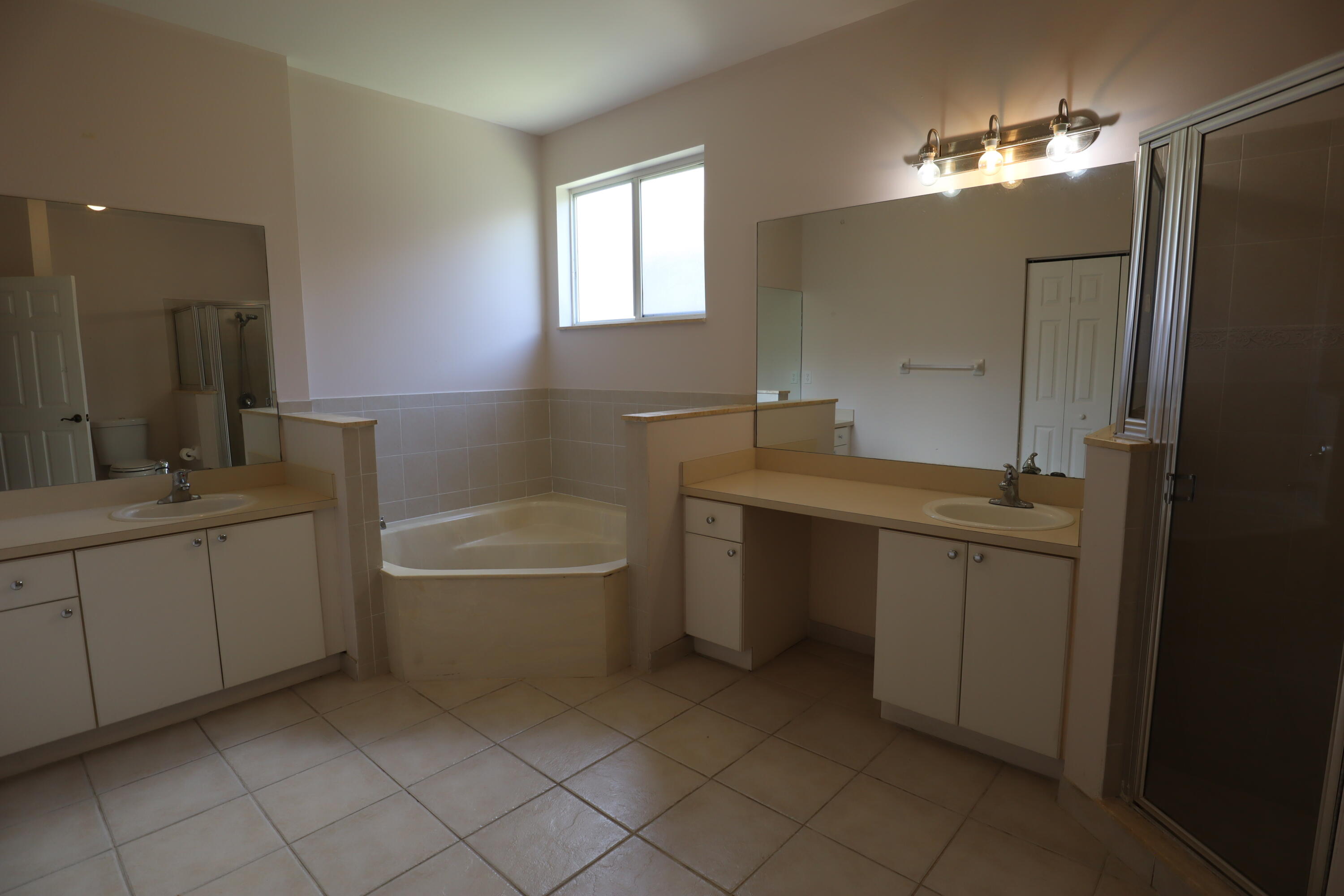 2202 Se 17th Avenue Property Photo 13