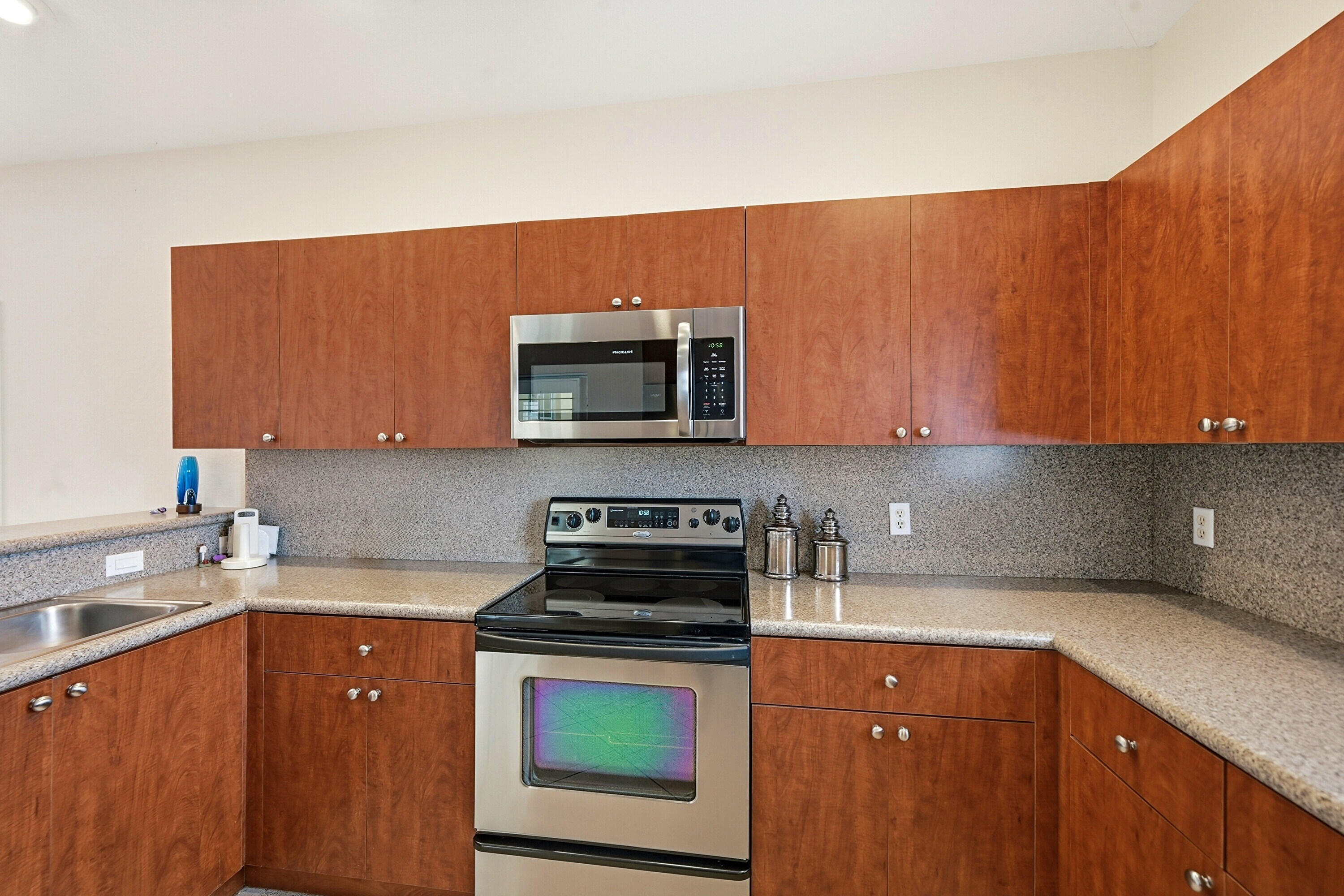 2340 Windjammer Way Property Photo 10