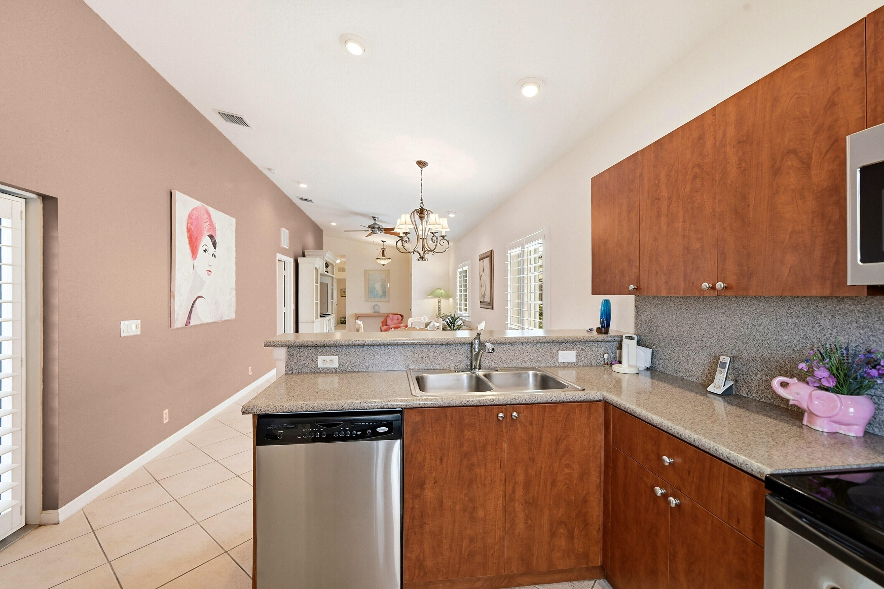 2340 Windjammer Way Property Photo 11