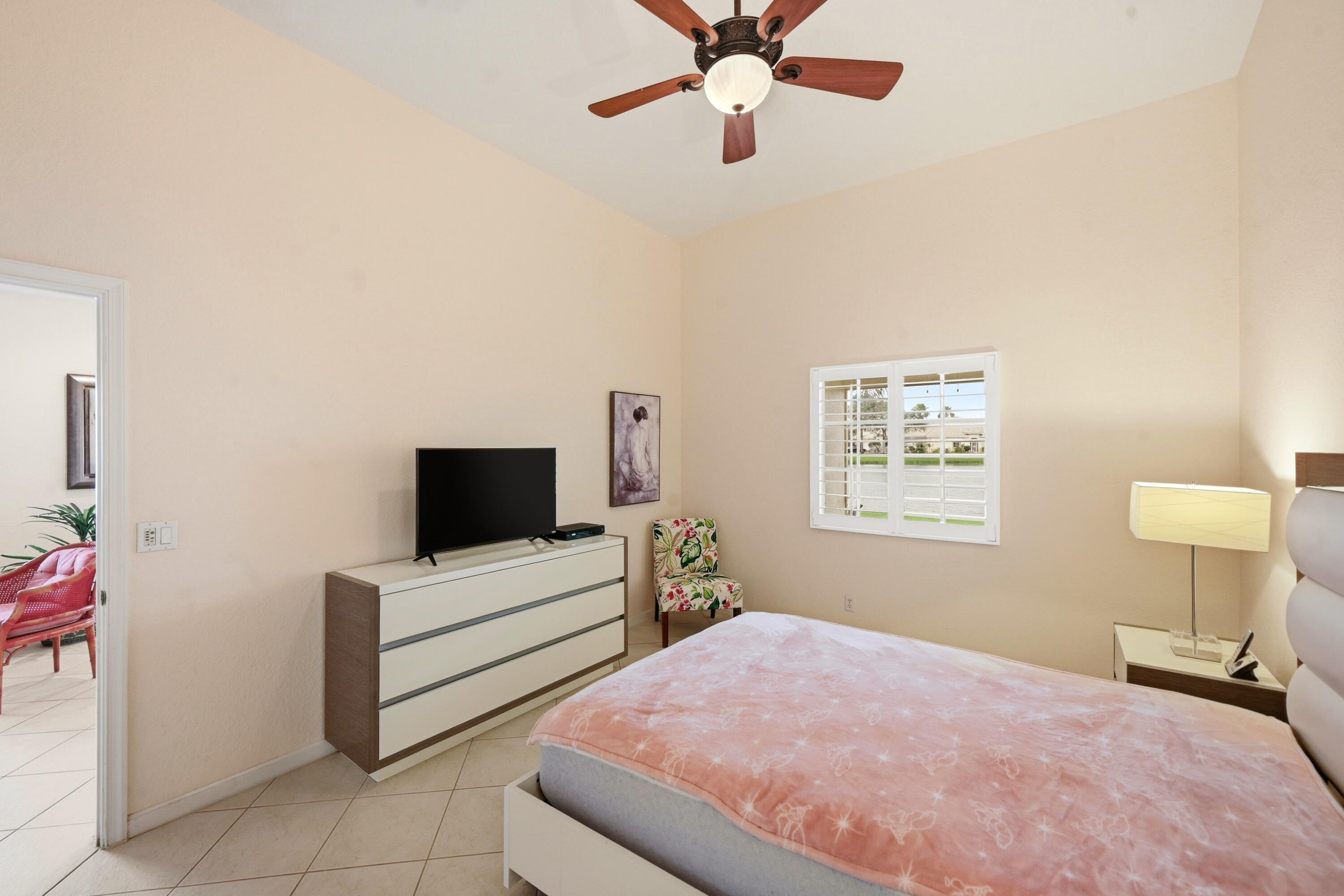2340 Windjammer Way Property Photo 13
