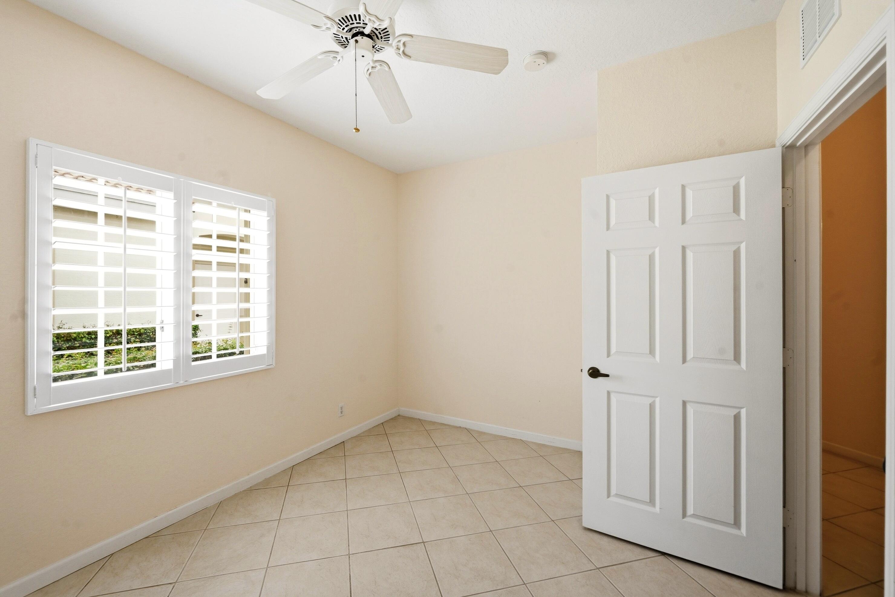 2340 Windjammer Way Property Photo 19