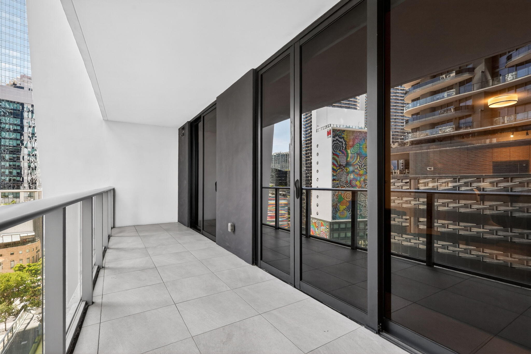 1010 Brickell Avenue 1607 Property Photo 6