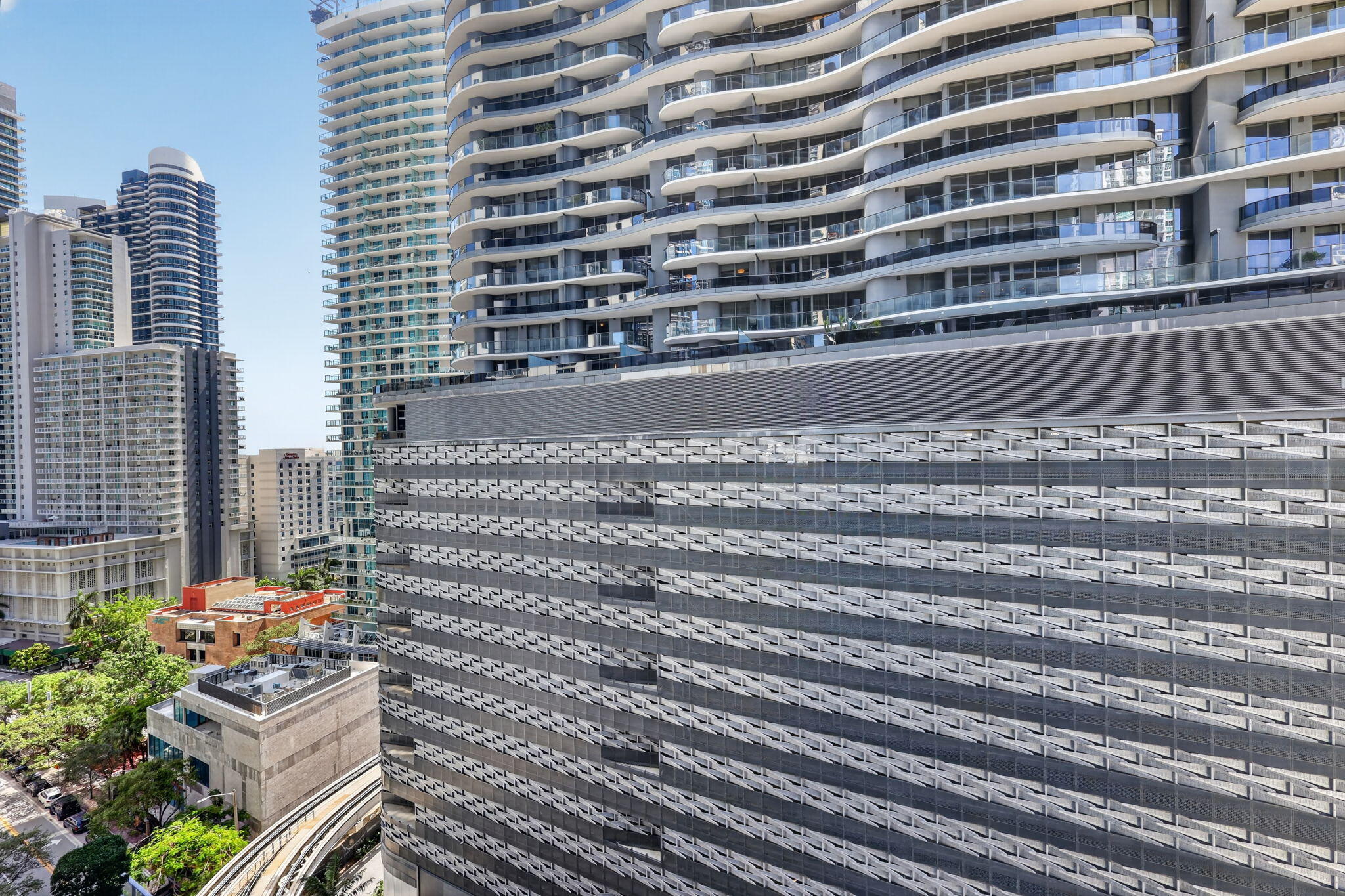 1010 Brickell Avenue 1607 Property Photo 34