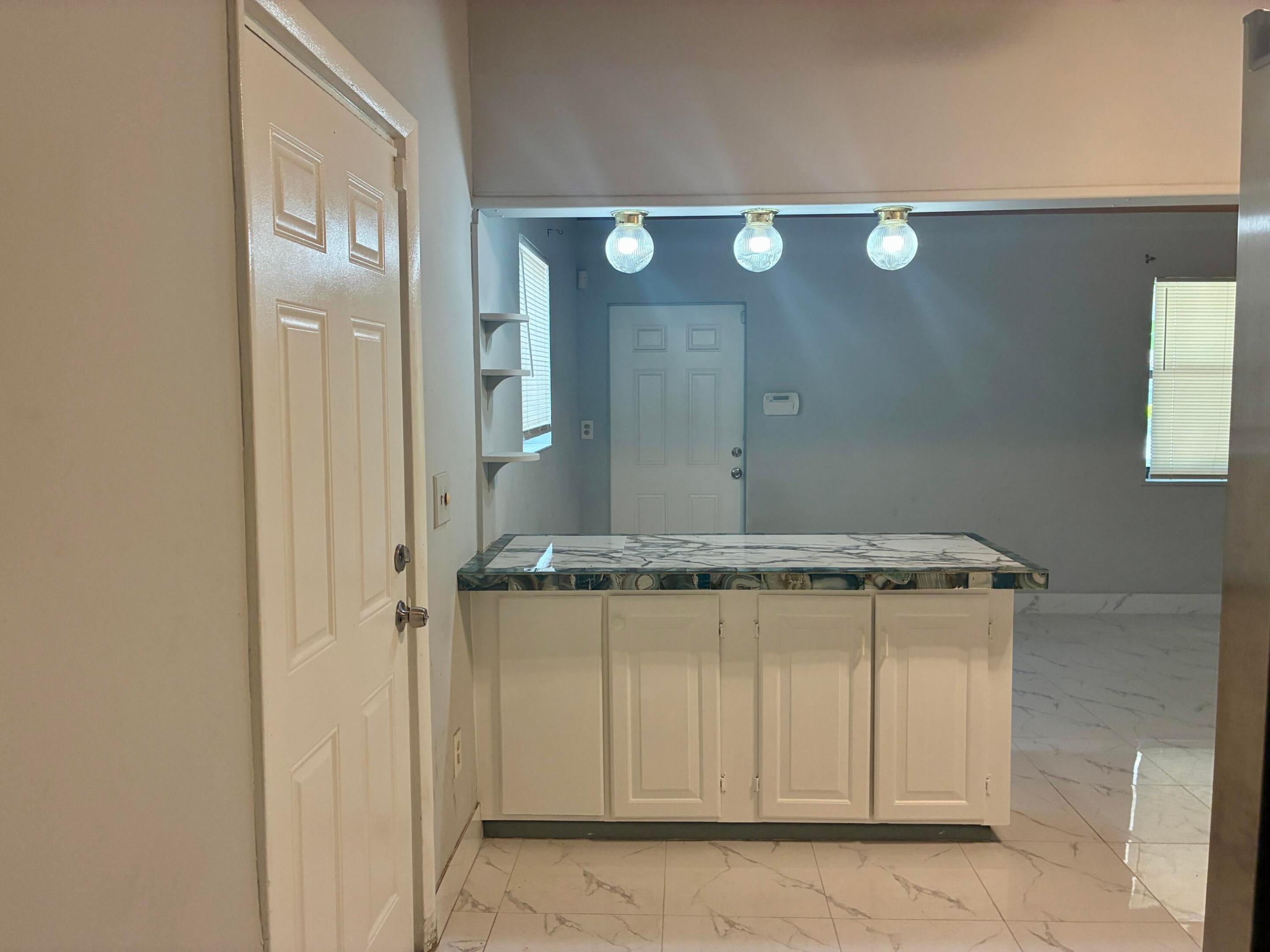 3630 Sw 46th Avenue Property Photo 9