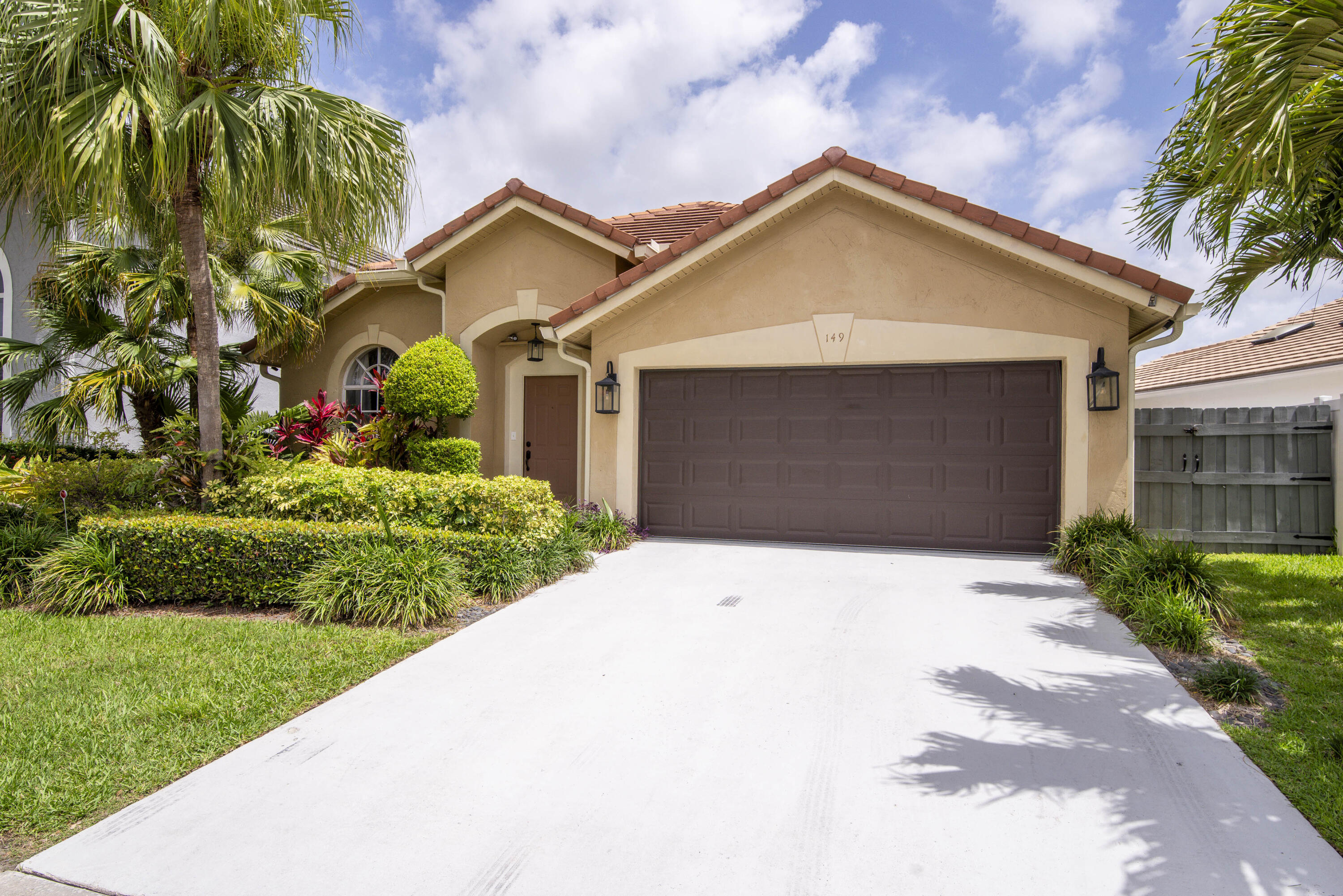 149 Cypress Cove Property Photo 1