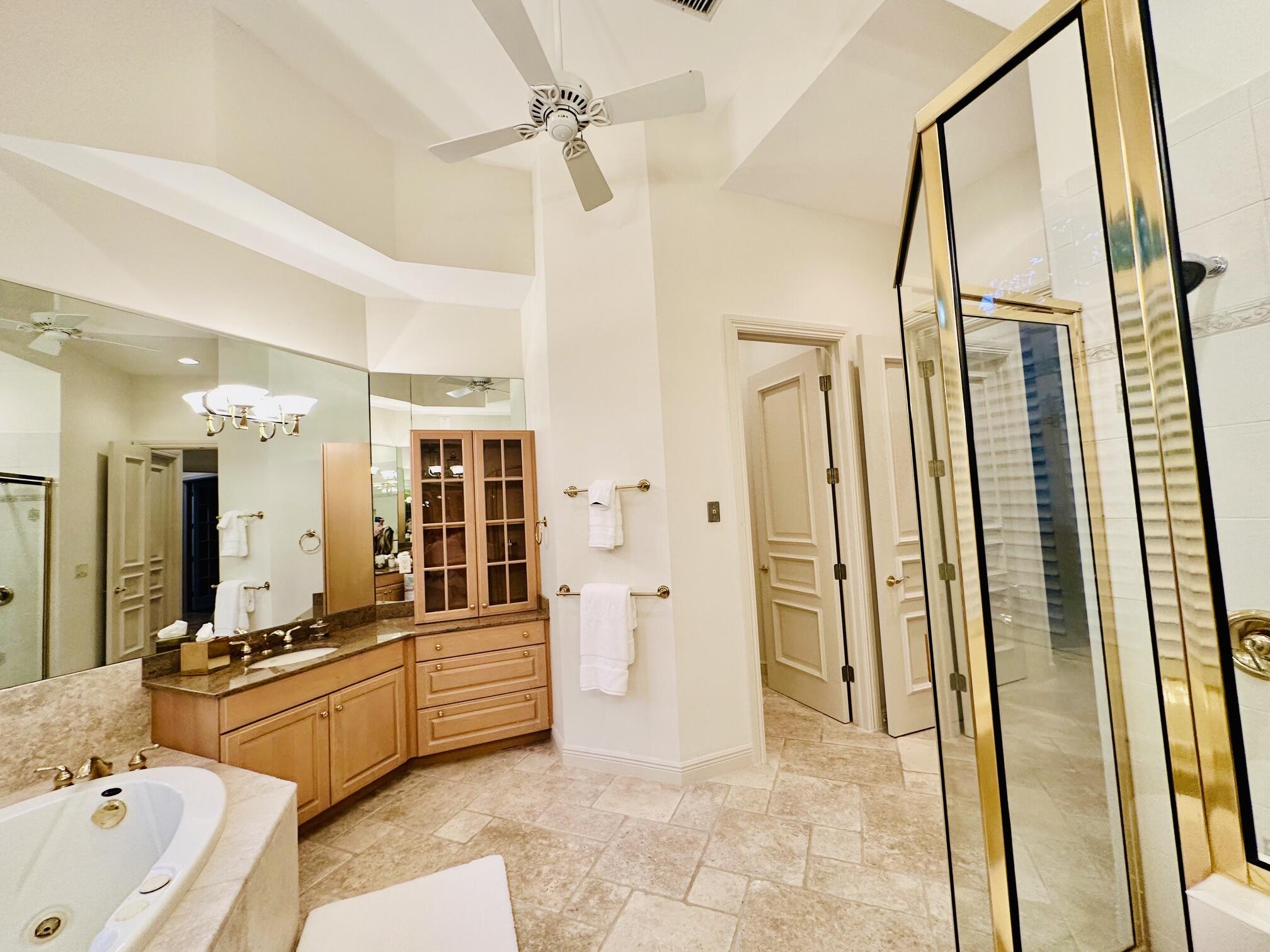 645 Atlantis Estates Way Property Photo 9