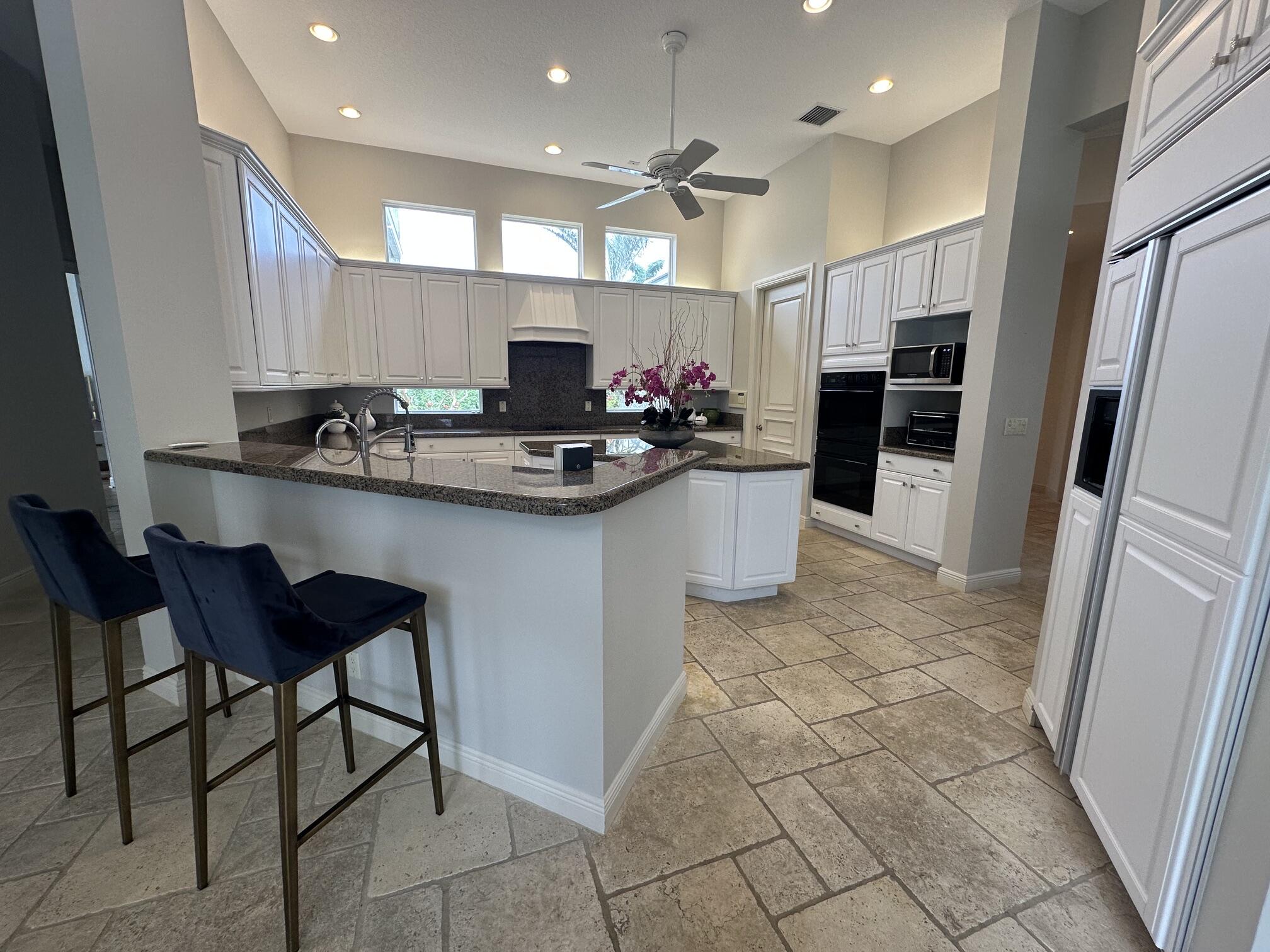 645 Atlantis Estates Way Property Photo 19