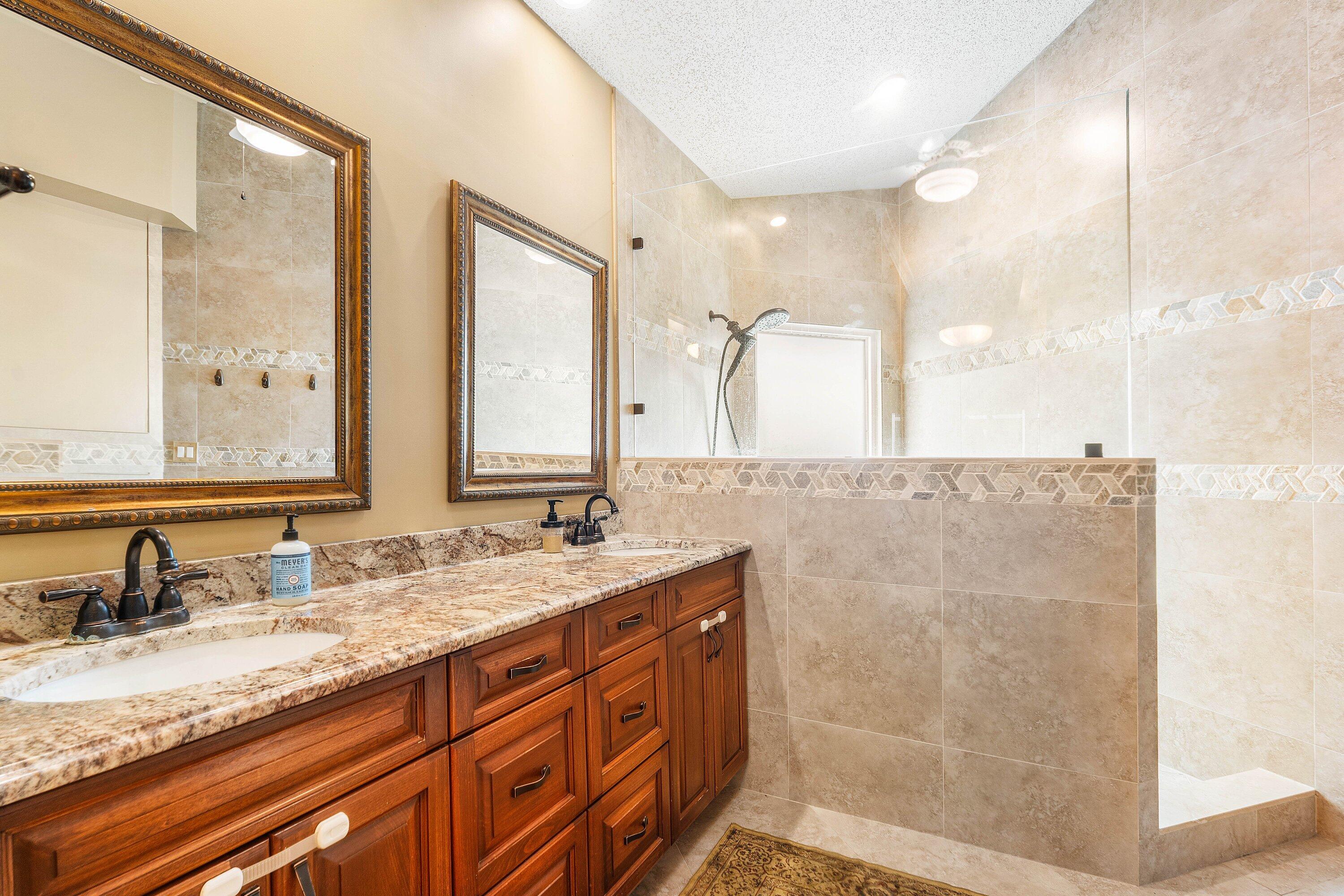 9101 Baybury Lane Property Photo 15