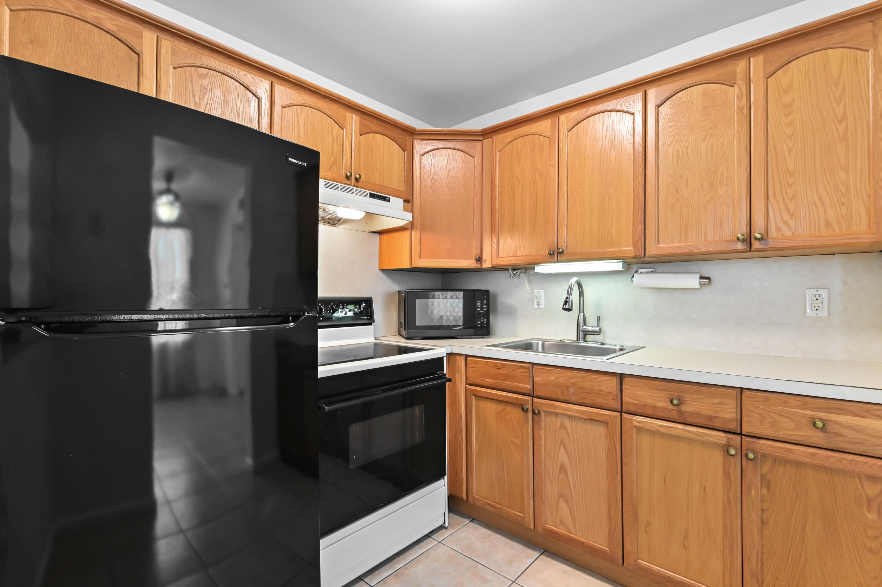 149 Coventry G Property Photo 7