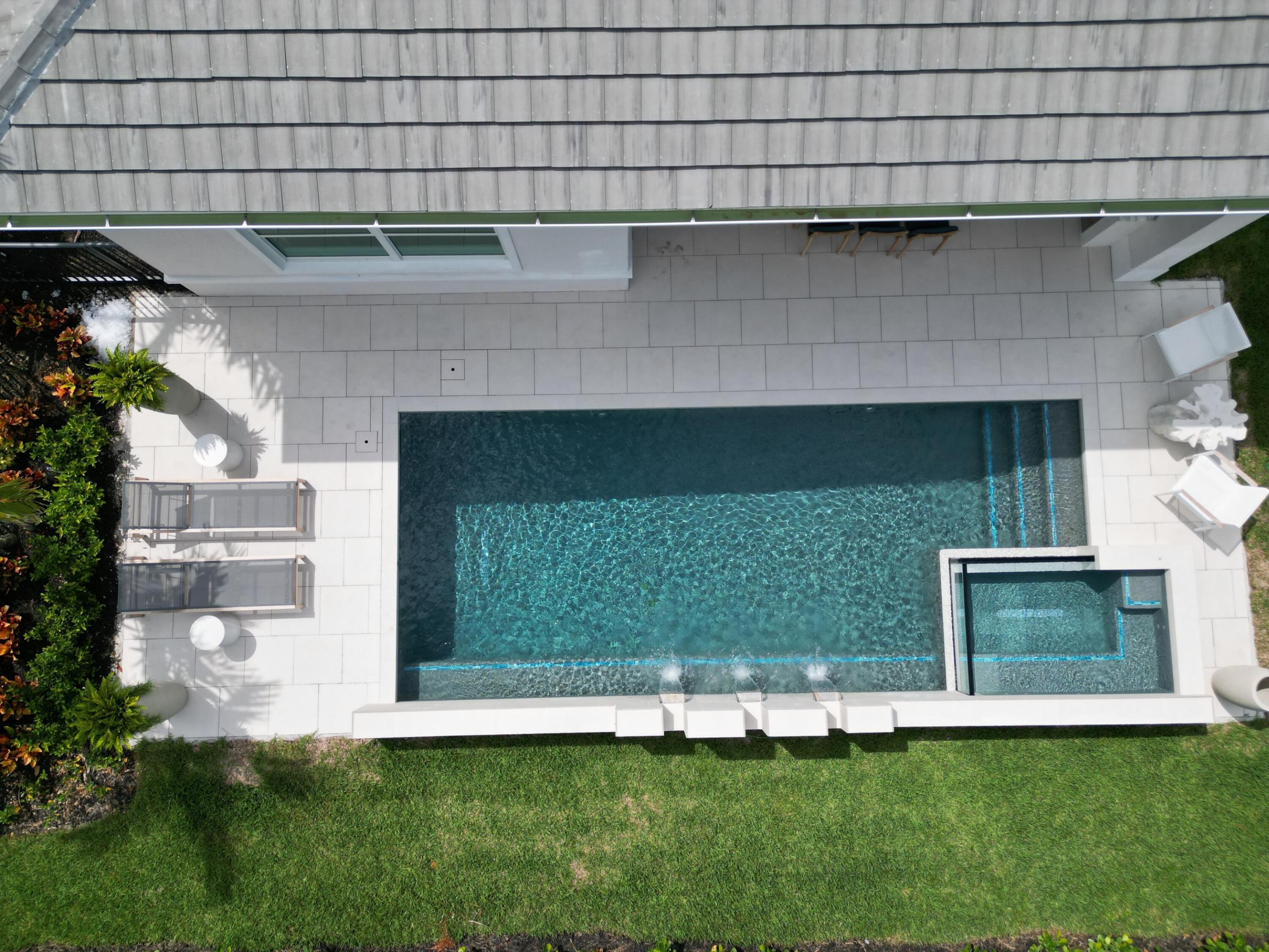 126 Se Calmo Circle Property Photo 14