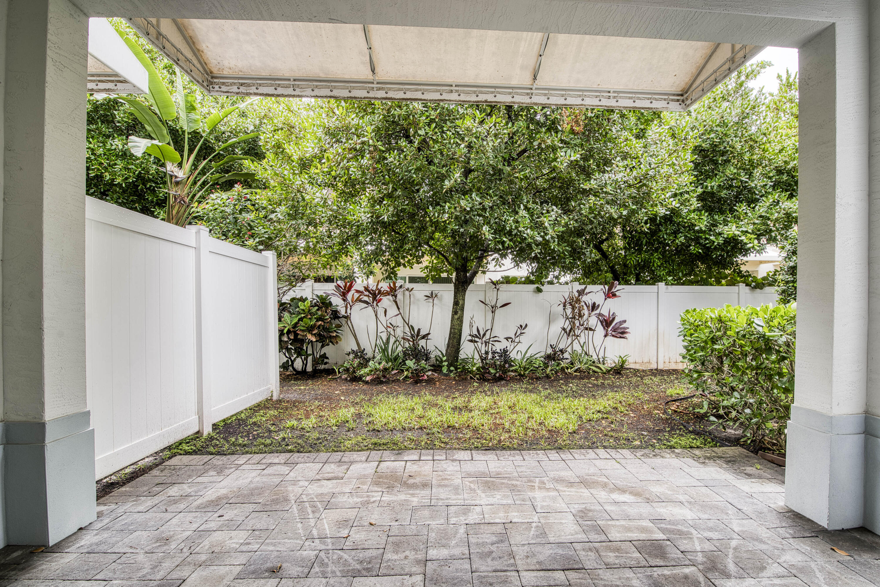 4829 Pointe Midtown Road Property Photo 15