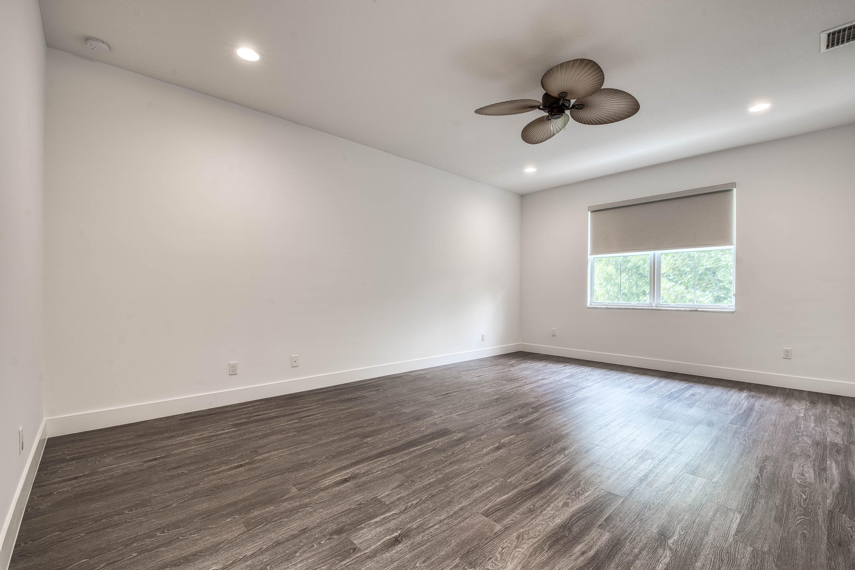 4829 Pointe Midtown Road Property Photo 17