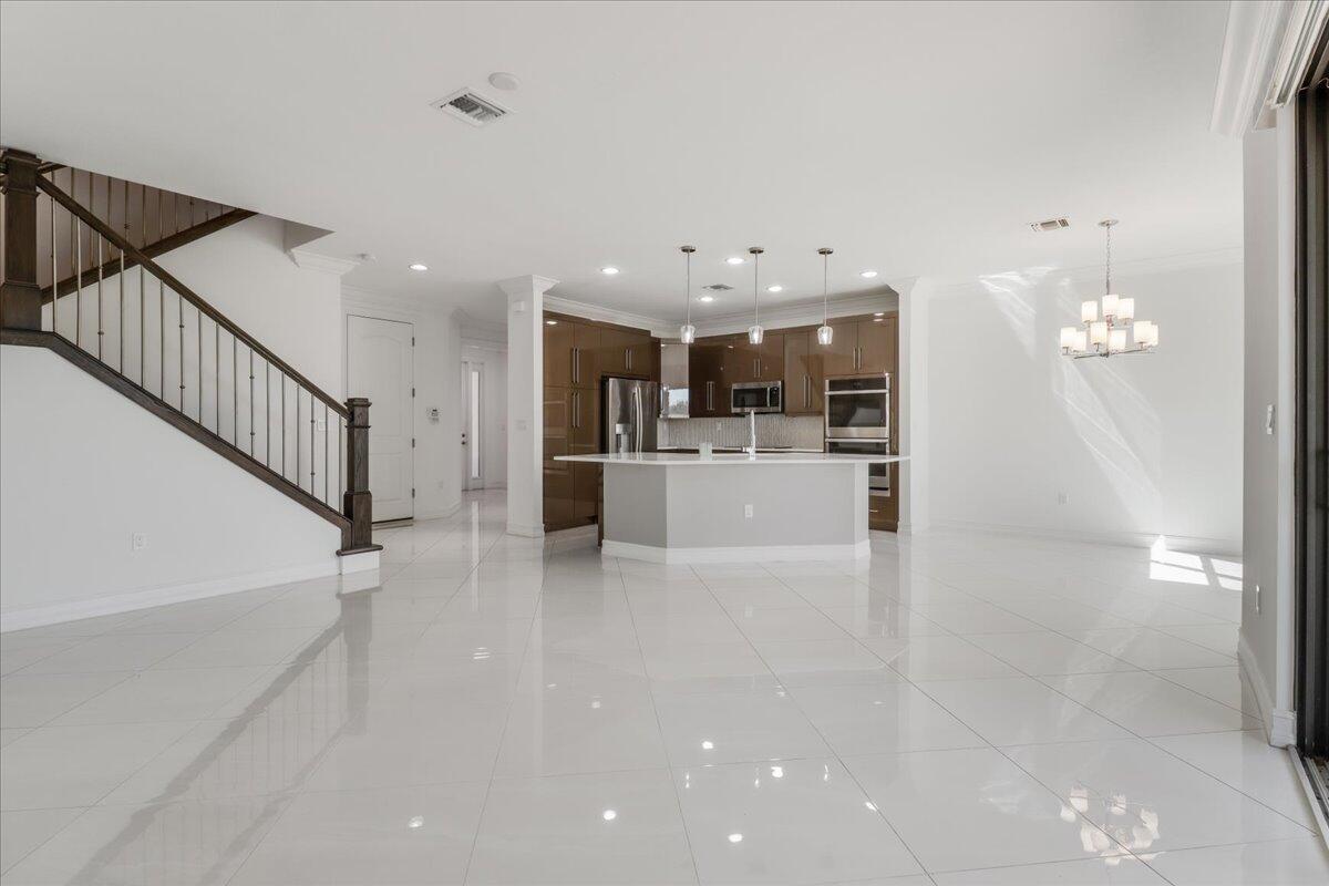 10098 Akenside Drive Property Photo 12
