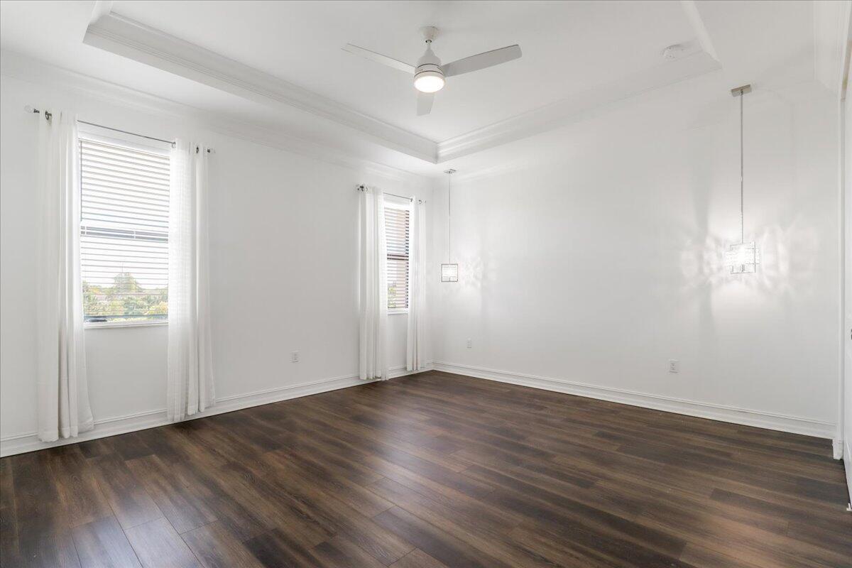 10098 Akenside Drive Property Photo 28