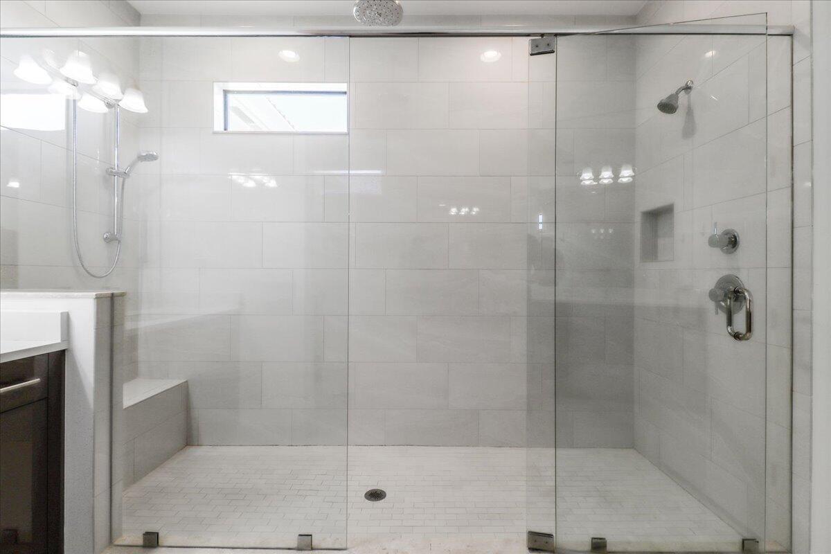 10098 Akenside Drive Property Photo 32