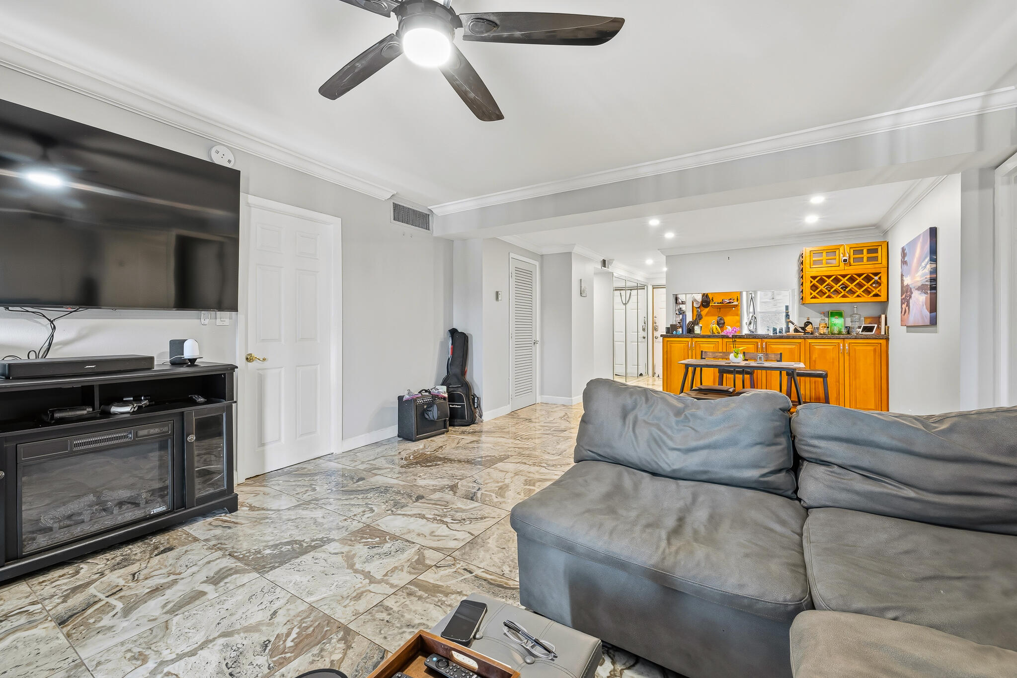 1319 E Hillsboro Boulevard 208 Property Photo 5