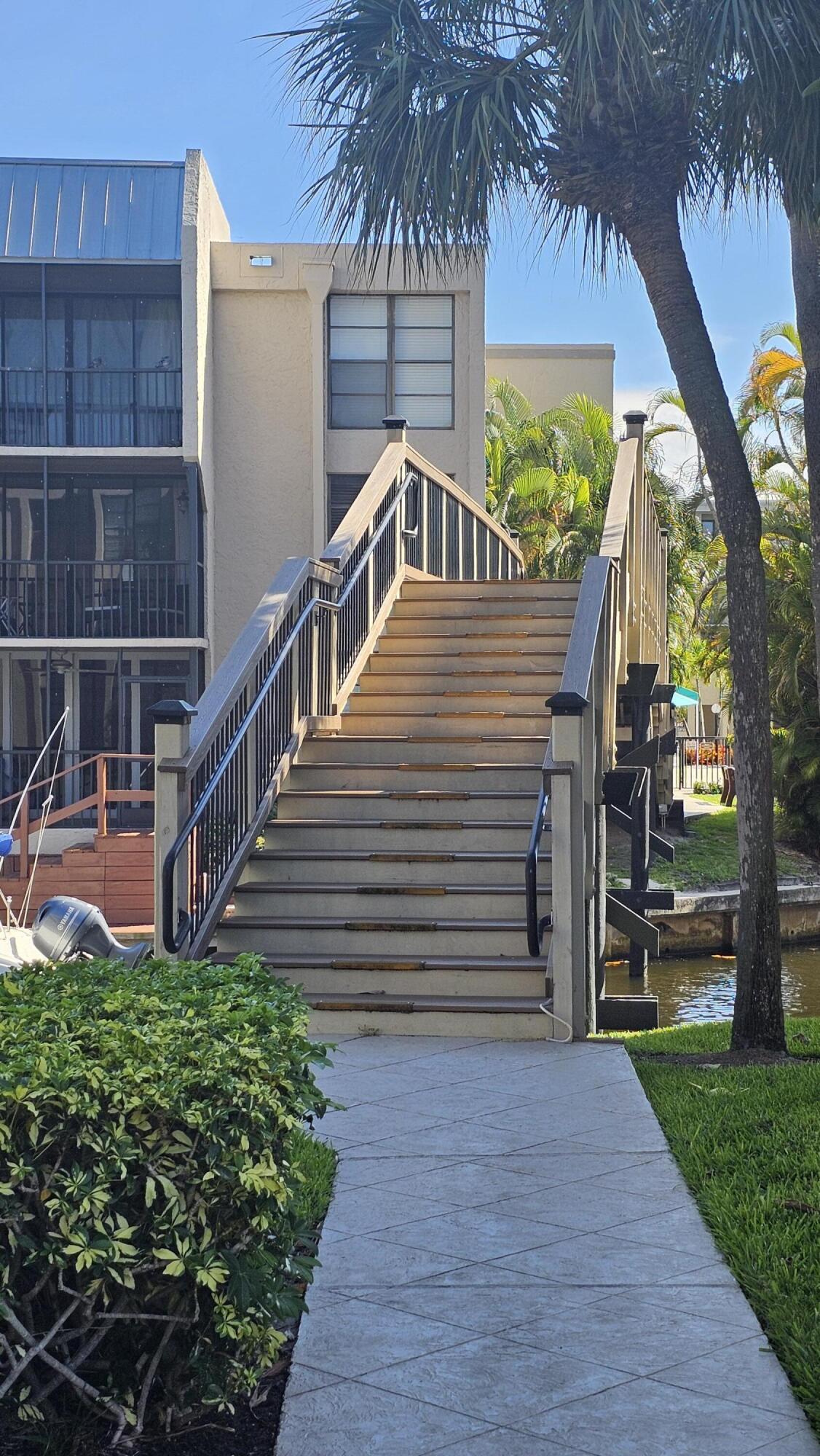 1 Royal Palm Way 101 Property Photo 42