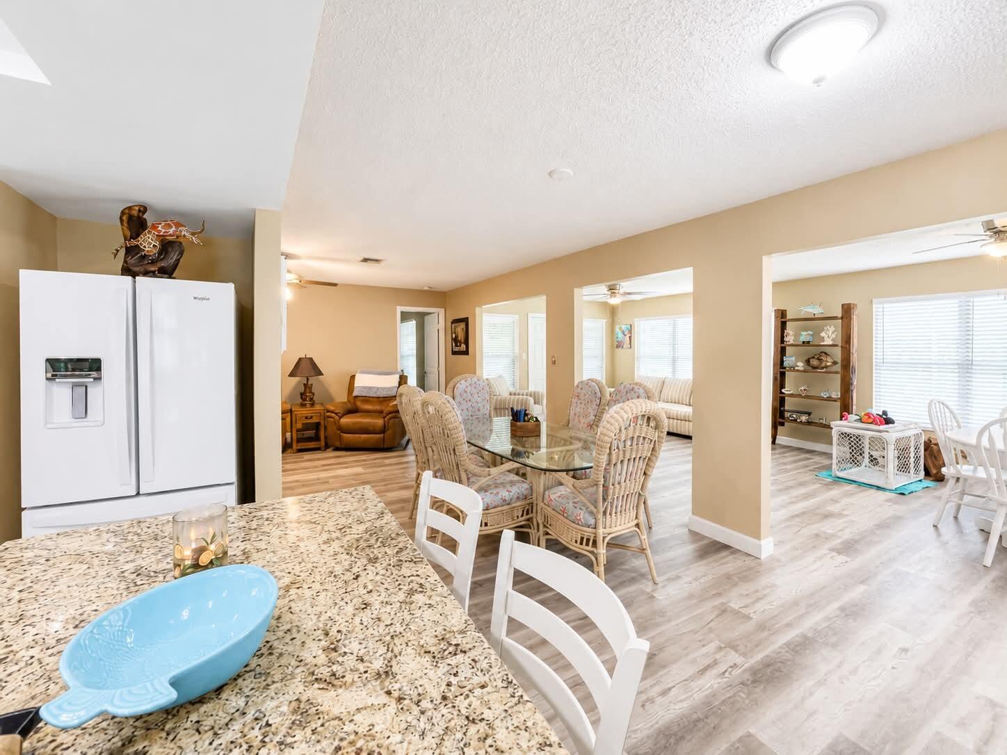 15804 Missouri Street Property Photo 8